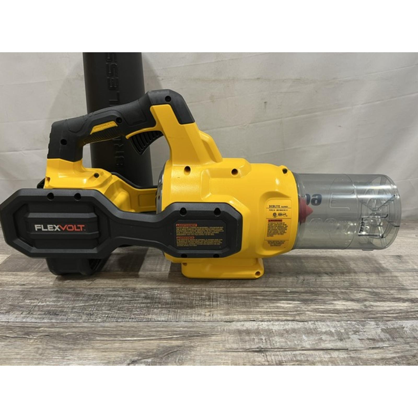 AS-IS DEWALT FLEXVOLT 60V MAX 125 MPH 600 CFM Brushless Cordless Battery Powered Blower Kit