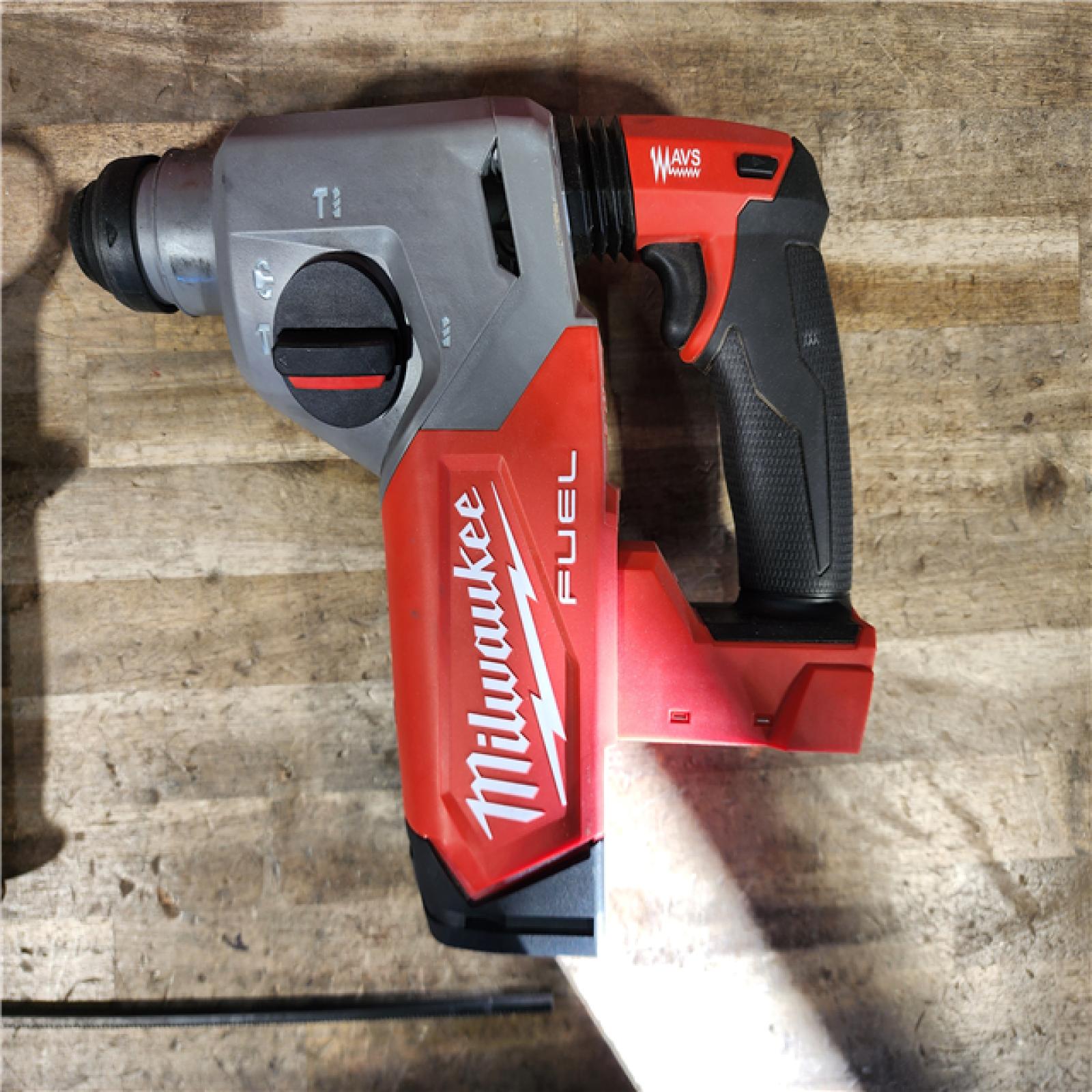 HOUSTON LOCATION - AS-IS Milwaukee M18 FUEL 18V Lithium-Ion Brushless Cordless 1 in. SDS-Plus Rotary Hammer (Tool-Only)