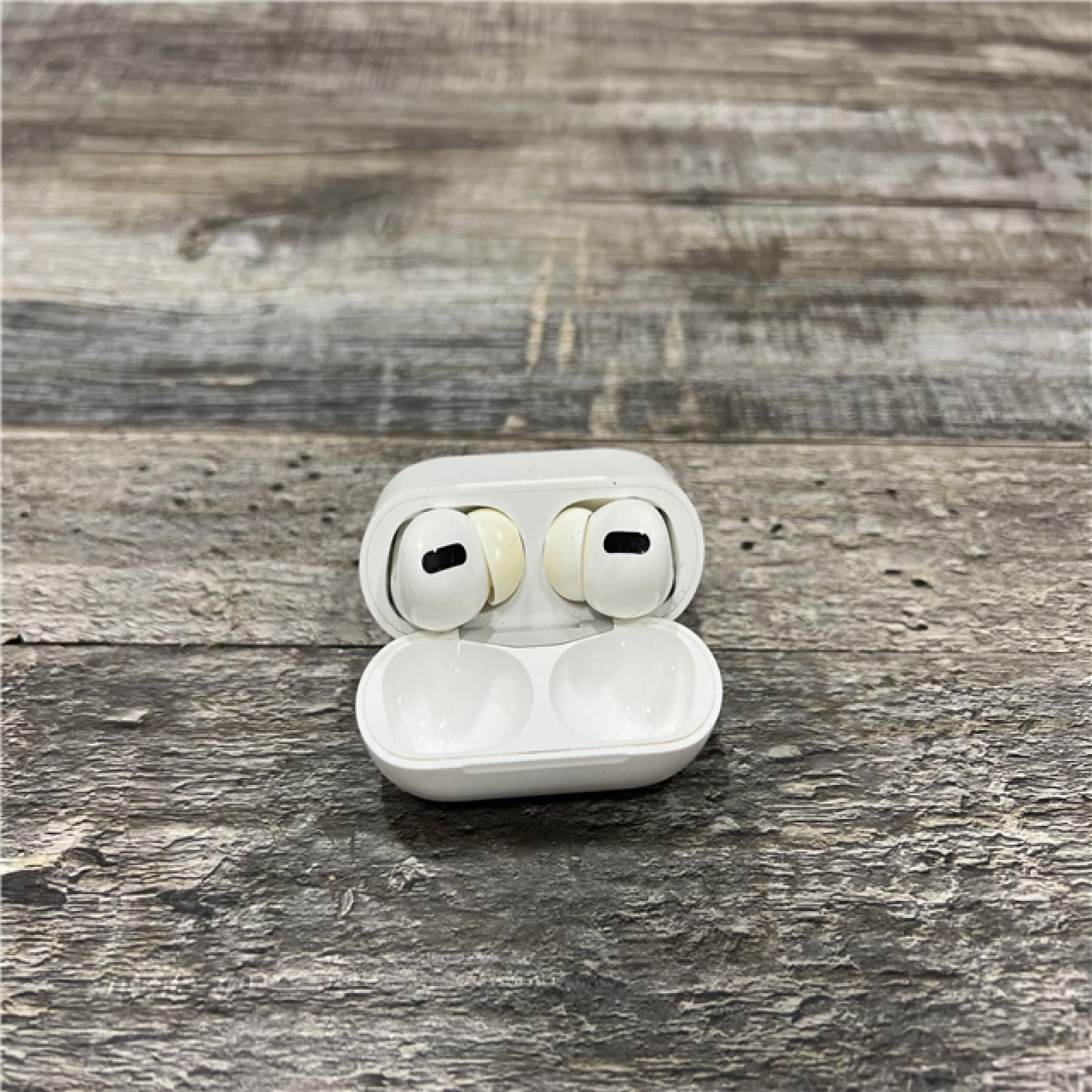 AS-IS AirPod Pro 1st. generation - with Active Noise Cancellation - White