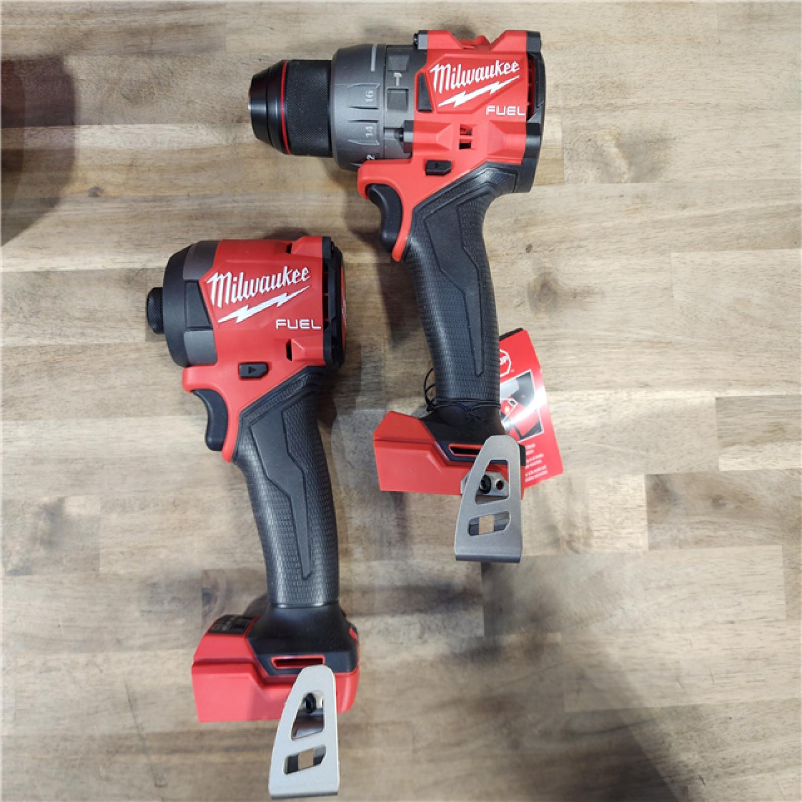 HOUSTON LOCATION - AS-IS (APPEARS LIKE NEW) MILWAUKEE M18 FUEL 18V Lithium-Ion Brushless Cordless Hammer Drill and Impact Driver Combo Kit (2-Tool) with 2 Batteries