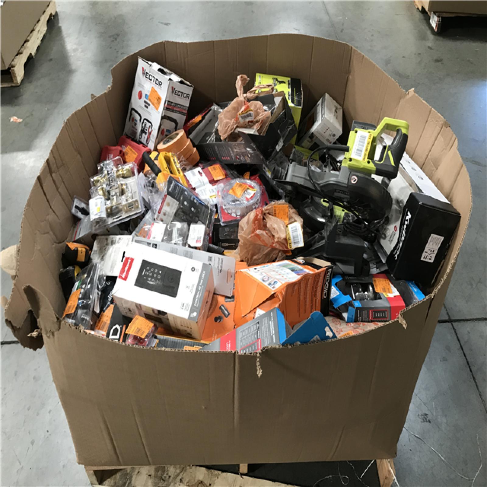 CALIFORNIA AS-IS HARDWARE & TOOL PALLET