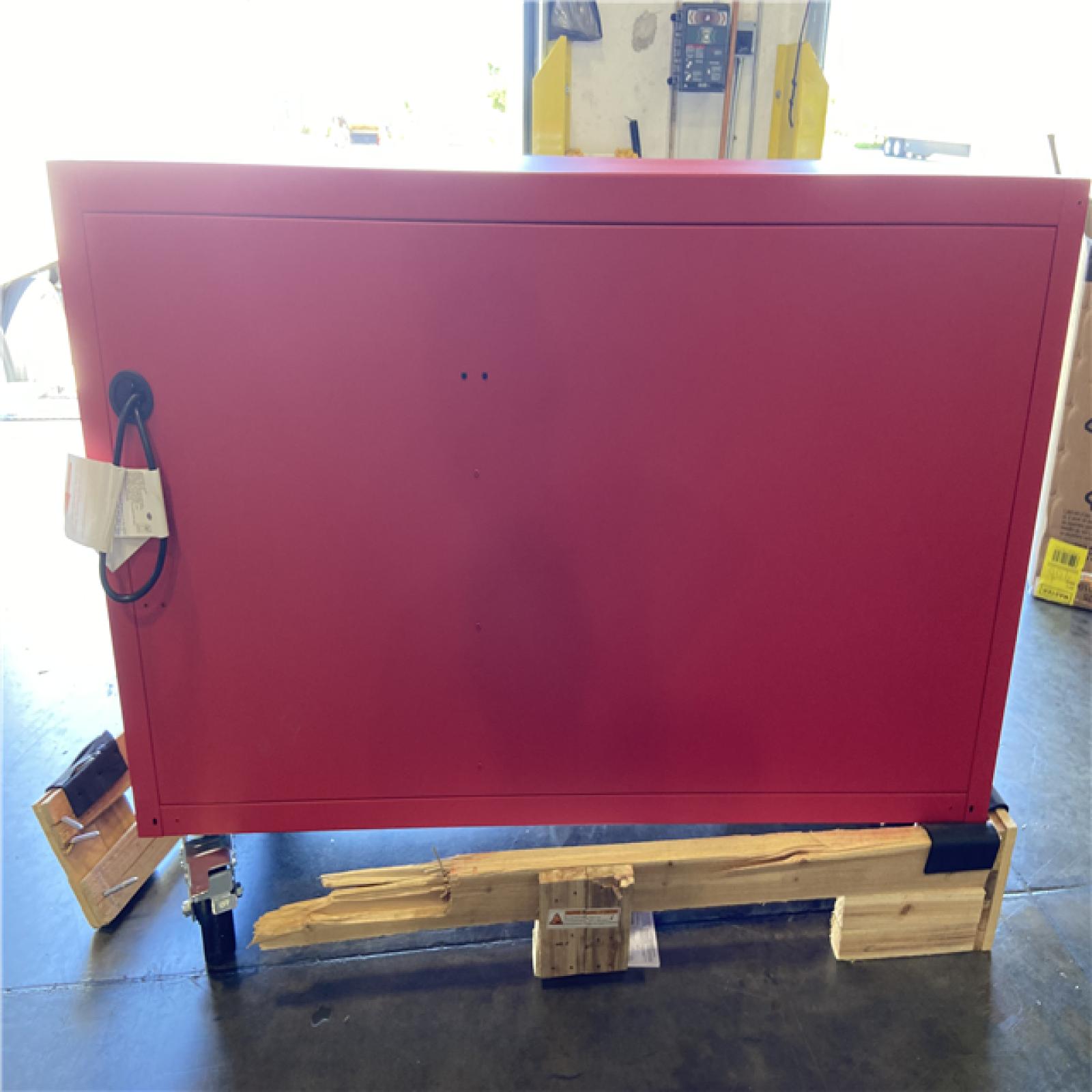DALLAS LOCATION - Milwaukee High Capacity 56 in. W x 22 in. D 10-Drawer Rolling Tool Cabinet