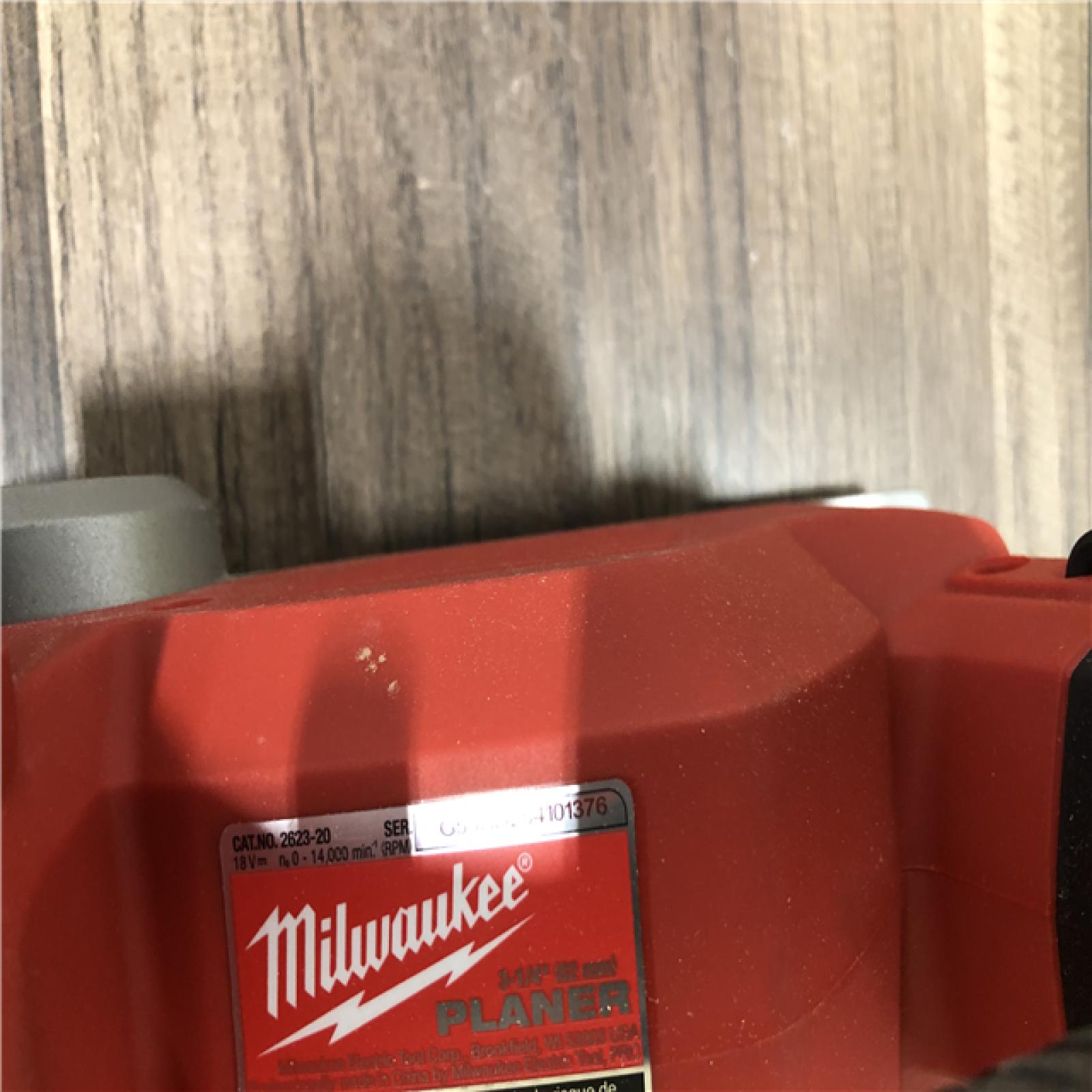 AS-IS Milwaukee 18V Lithium-Ion Cordless 3-1/4 in. Planer (Tool-Only)