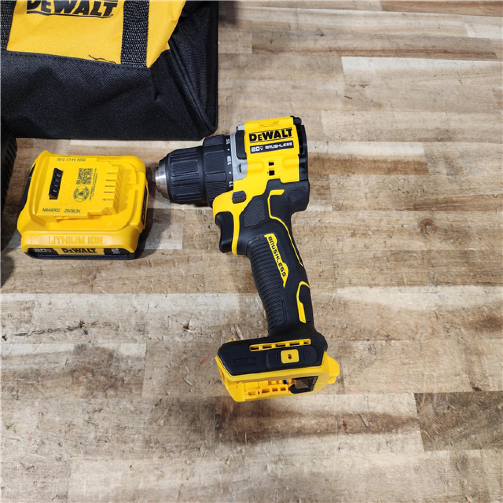 HOUSTON LOCATION - AS - IS DEWALT Atomic 20V Lithium-Ion Cordless Compact 1/2 in. Drill/Driver Kit