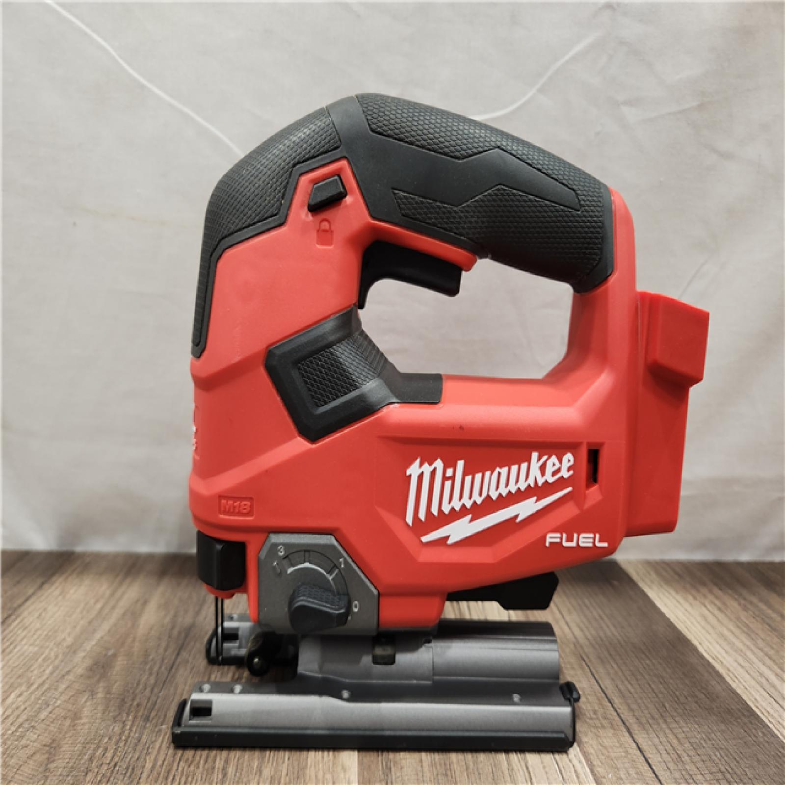 AS-IS- Milwaukee M18 FUEL 18V Lithium-Ion Brushless Cordless Jig Saw (Tool-Only)