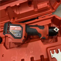 AS-IS Milwaukee 18V Lithium-Ion Cordless Short Throw Press Tool Kit