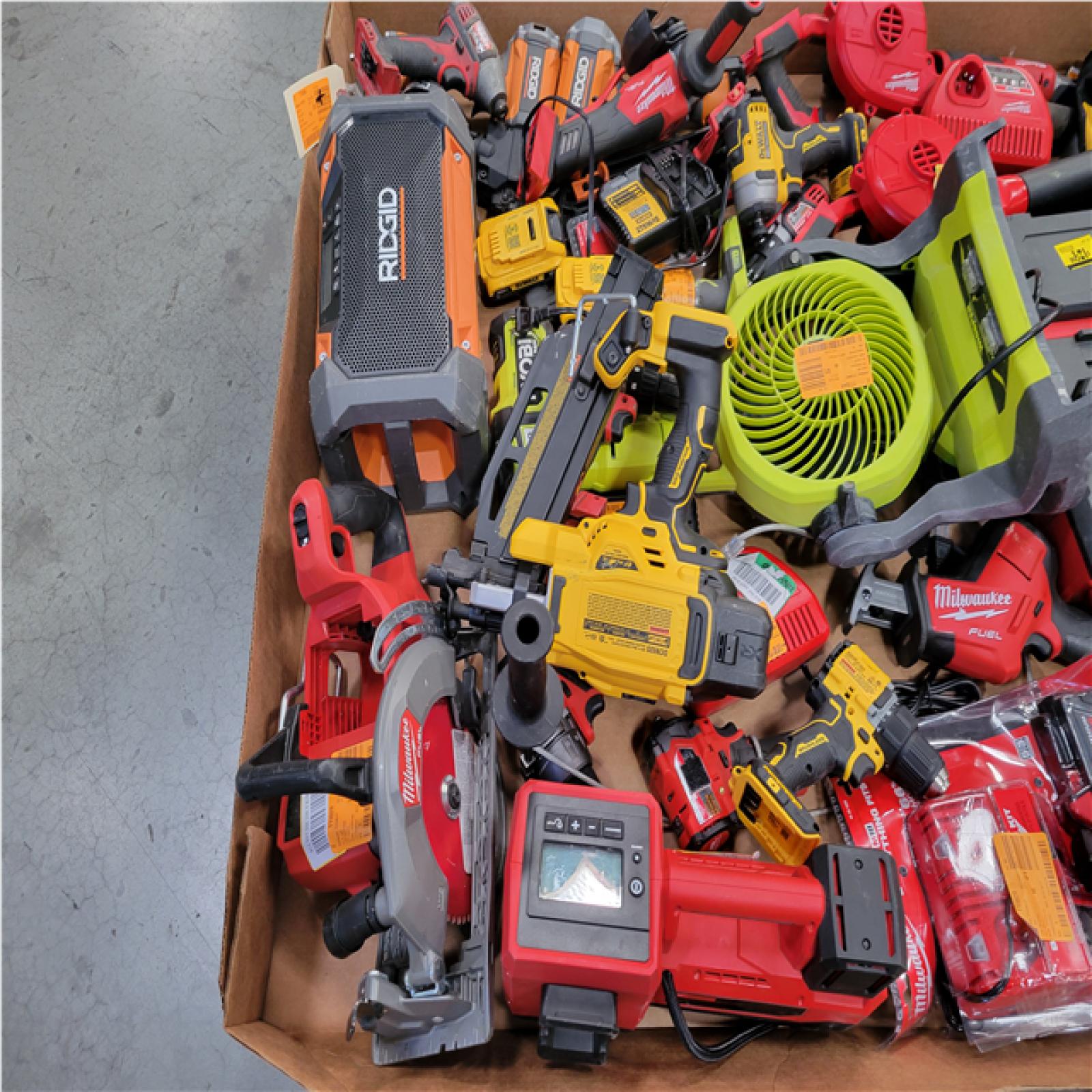 CALIFORNIA AS-IS TOOL PALLET