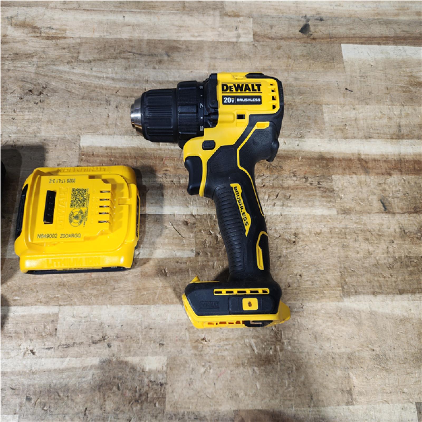 HOUSTON LOCATION - AS - IS DEWALT Atomic 20V Lithium-Ion Cordless Compact 1/2 in. Drill/Driver Kit