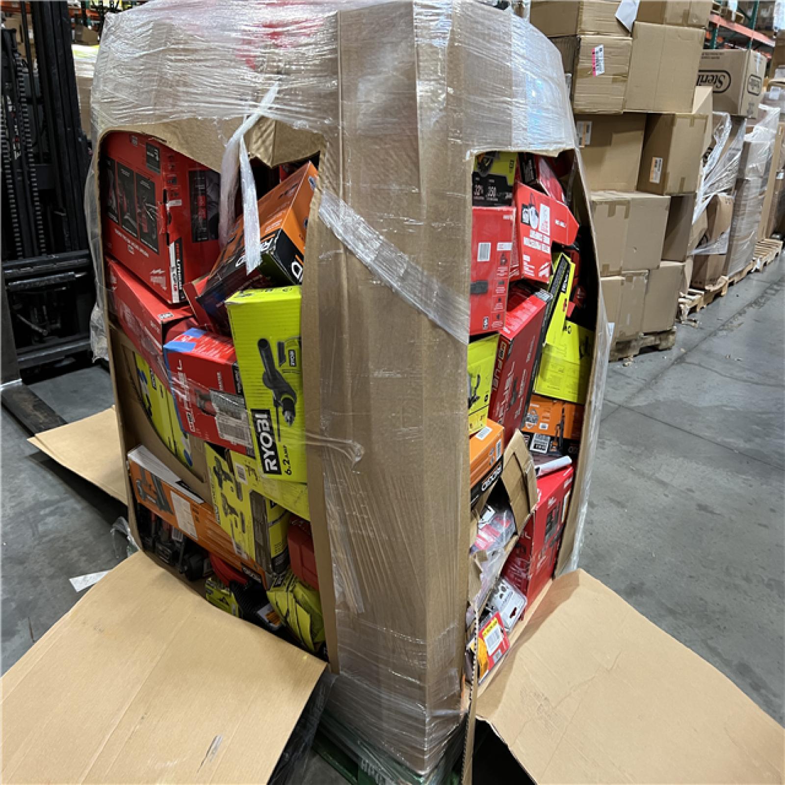 Dallas location-AS-IS TOOL PALLET