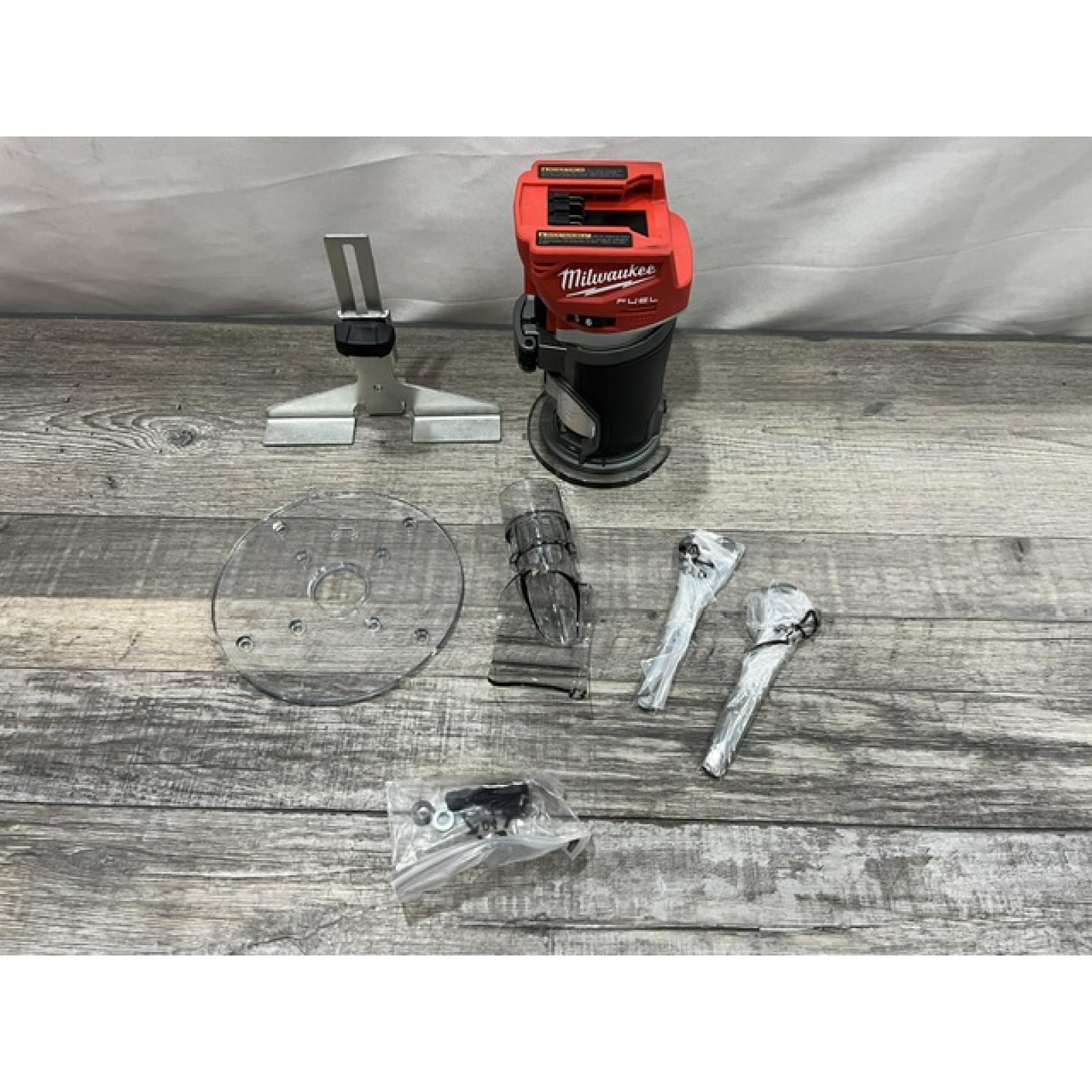 AS-IS Milwaukee FUEL 18V Lithium-Ion Brushless Cordless Compact Router (Tool-Only)