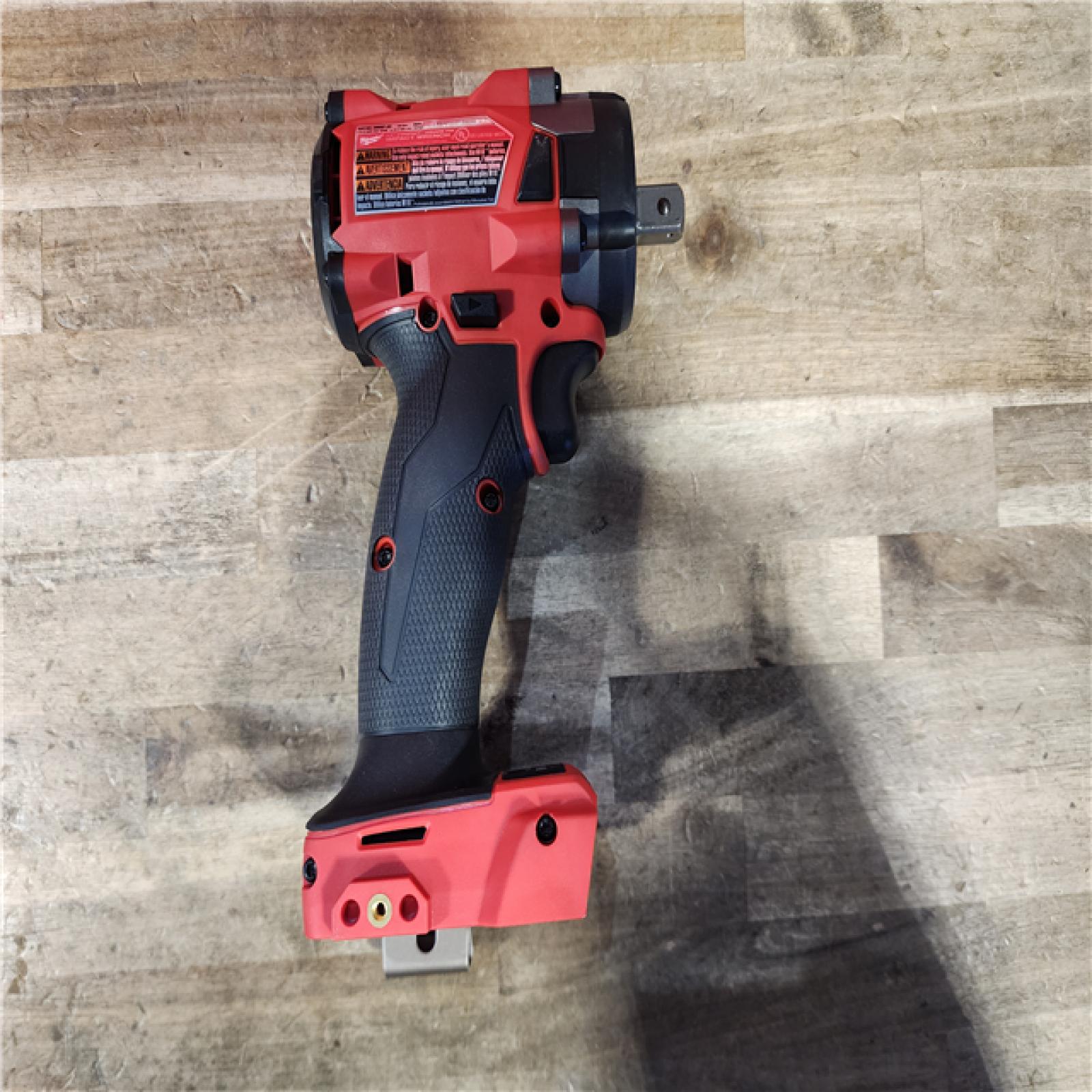 HOUSTON LOCATION - AS-IS (APPEARS LIKE NEW) Milwaukee M18 FUEL Brushless Cordless 1/2 Compact Impact Wrench W/ Pin Detent Kit