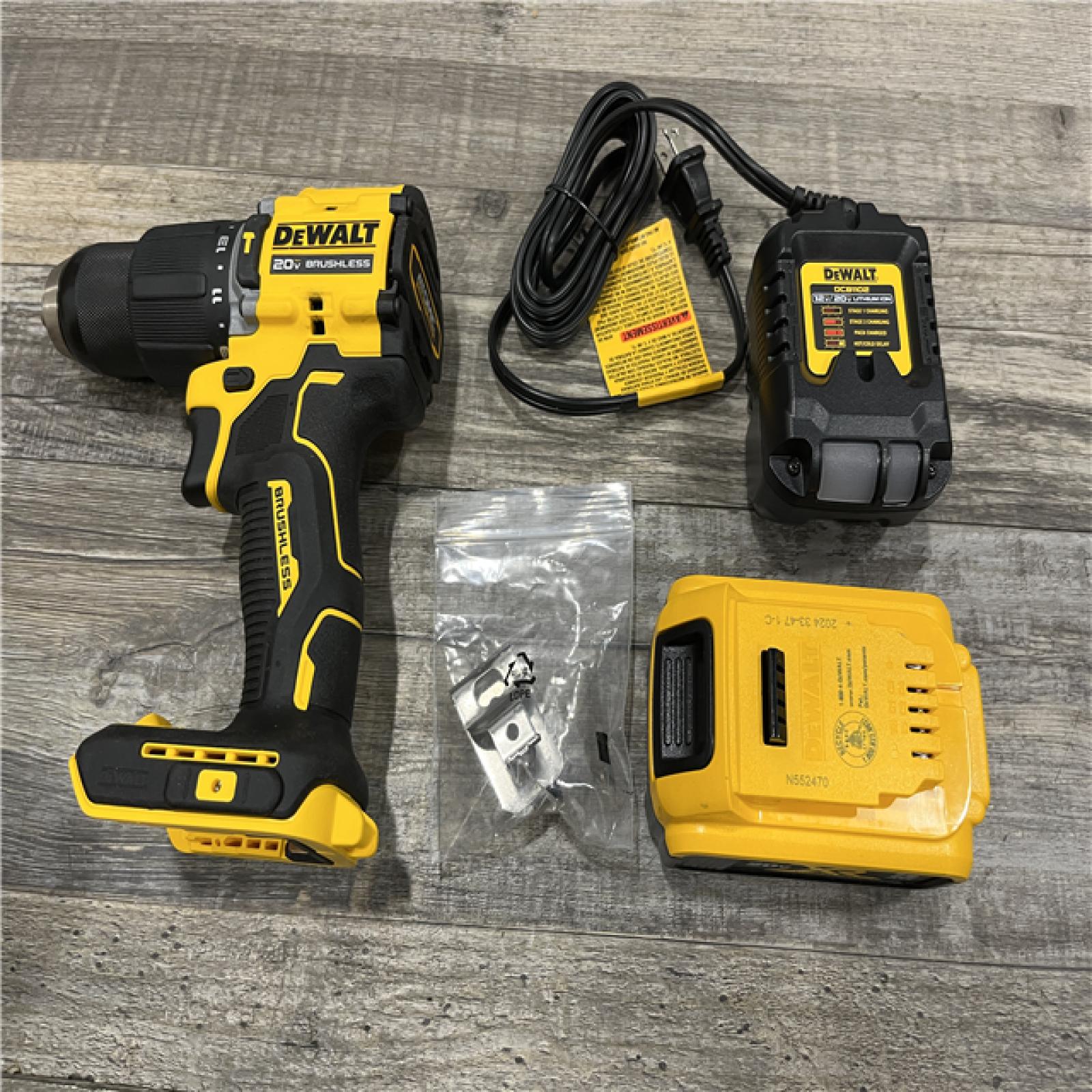 AS-IS DEWALT ATOMIC 20V Lithium-Ion Cordless 1/2 in. Hammer Drill Kit