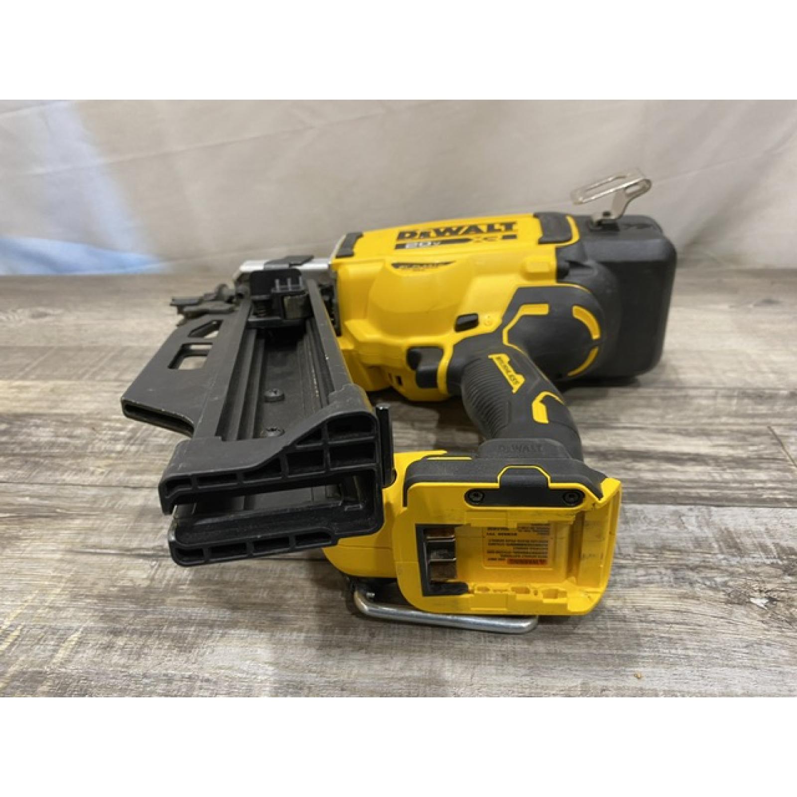 AS-IS DEWALT 20-Volt 21° Cordless Framing Nailer (Tool-Only)