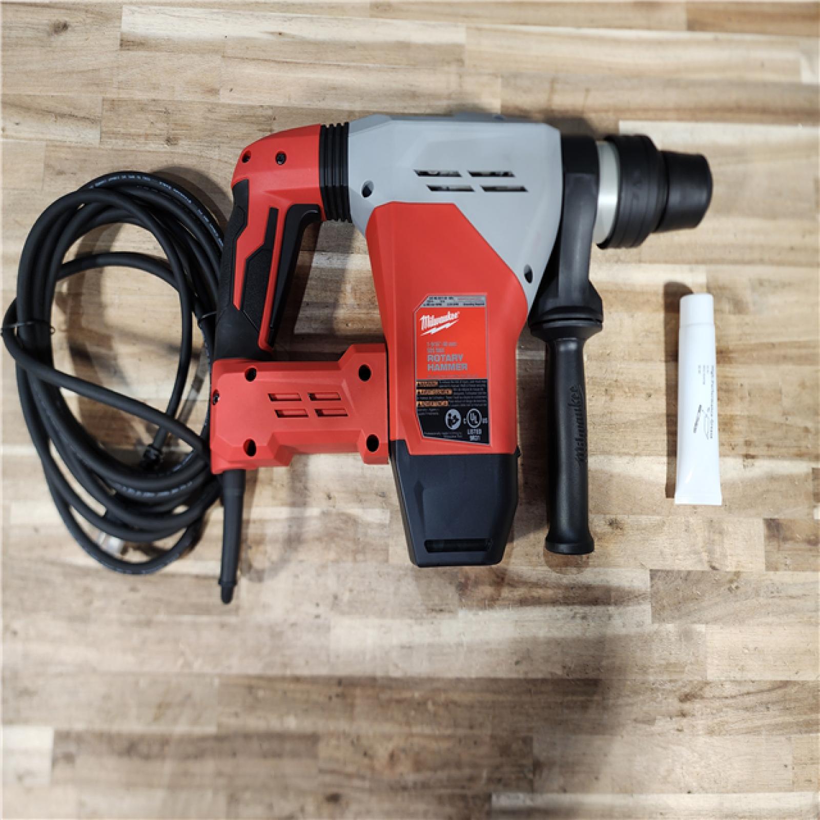 HOUSTON LOCATION - AS-IS Milwaukee 1-9/16 in. SDS-Max Rotary Hammer