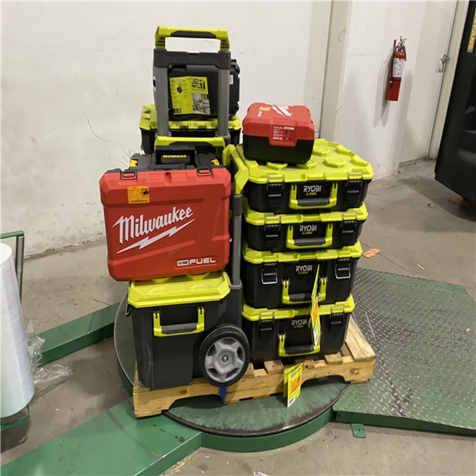 Dallas Location - As-Is Empty Case Tool Pallet