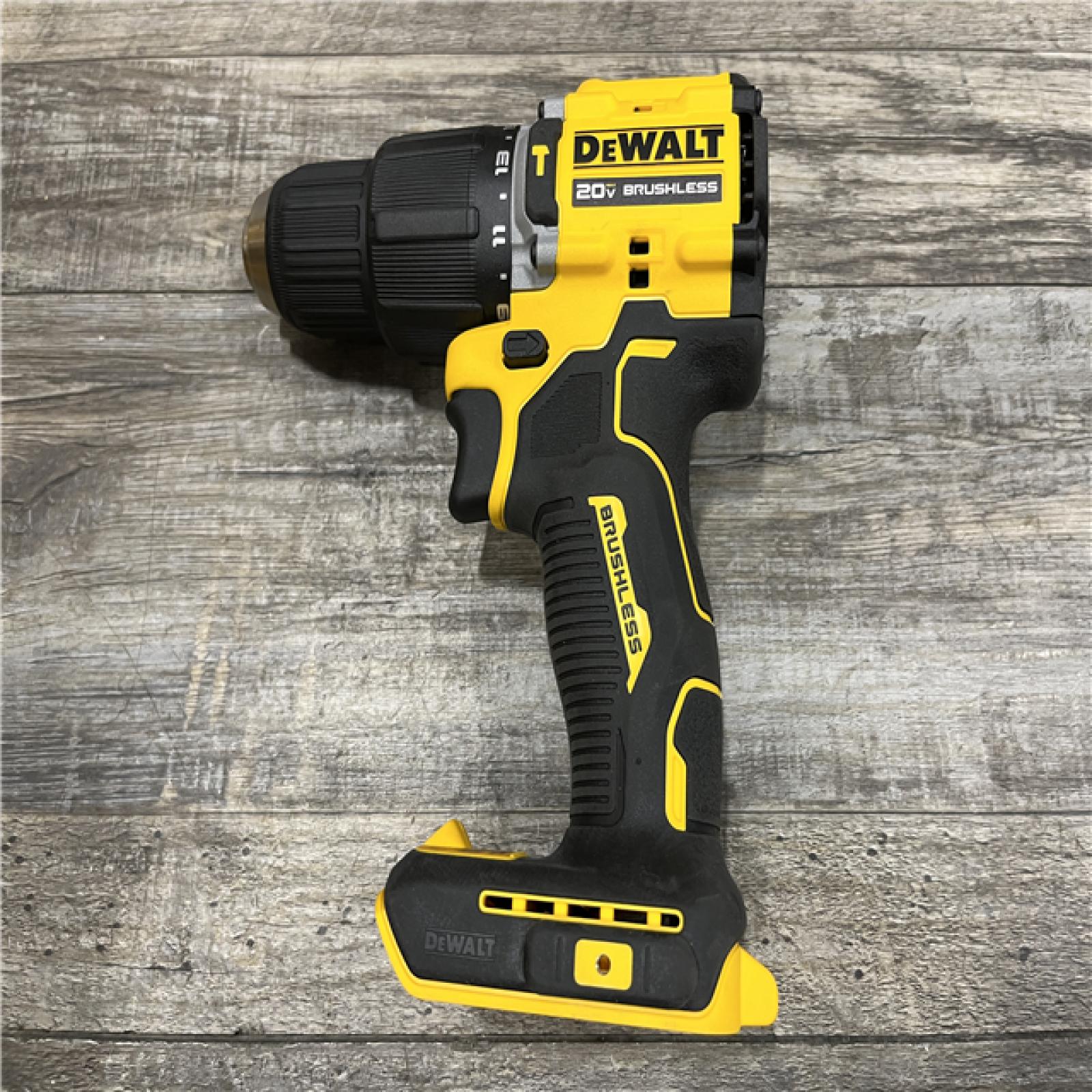 AS-IS DEWALT ATOMIC 20V Cordless 1/2 in. Compact Hammer Drill Kit