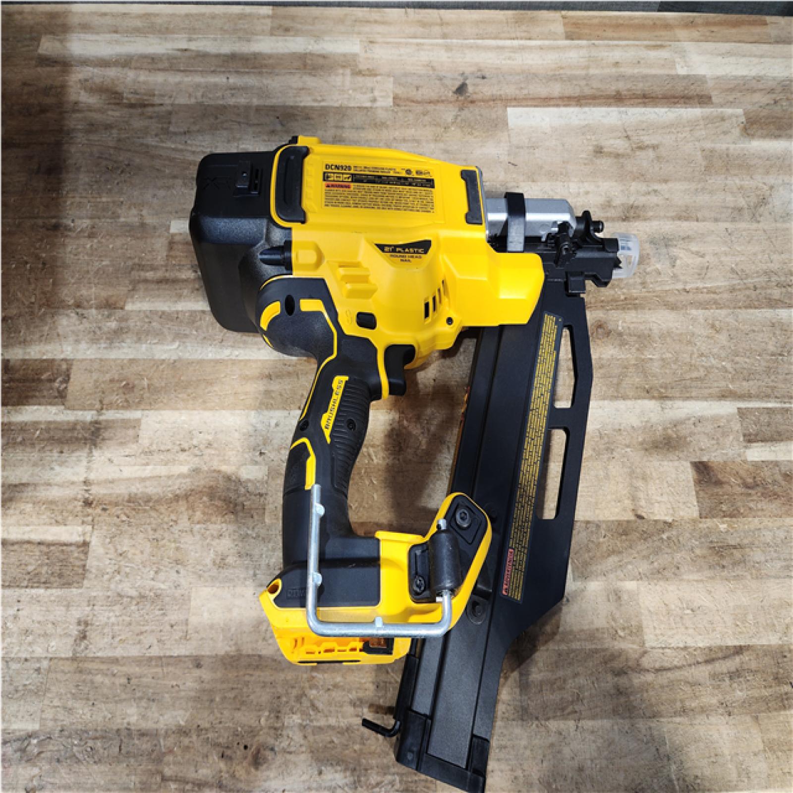 Houston Location AS-IS DEWALT 20-Volt 21° Cordless Framing Nailer (Tool-Only)