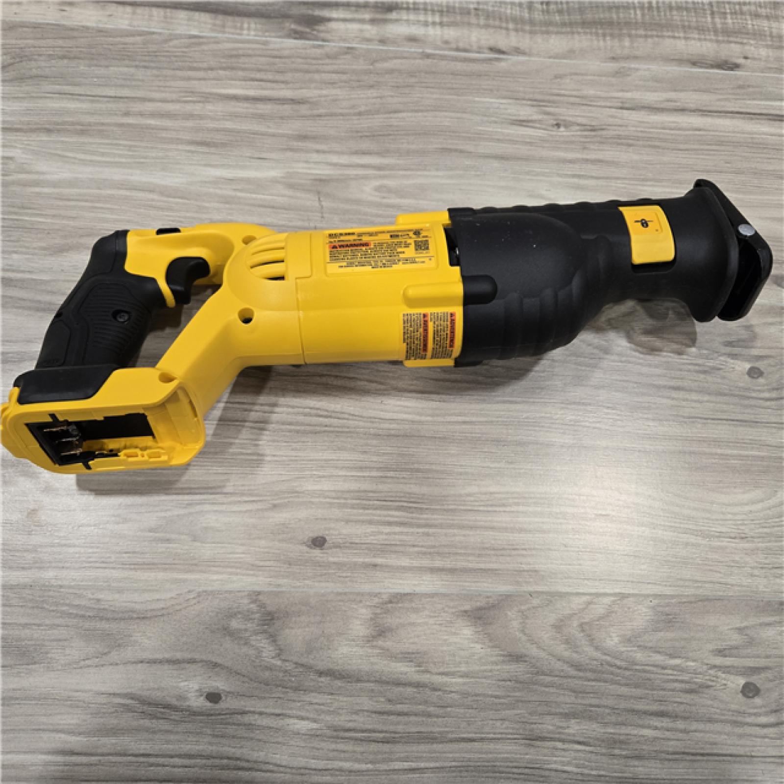 LIKE NEW! - DEWALT 20V MAX Cordless Reciprocating Saw (Tool Only)
