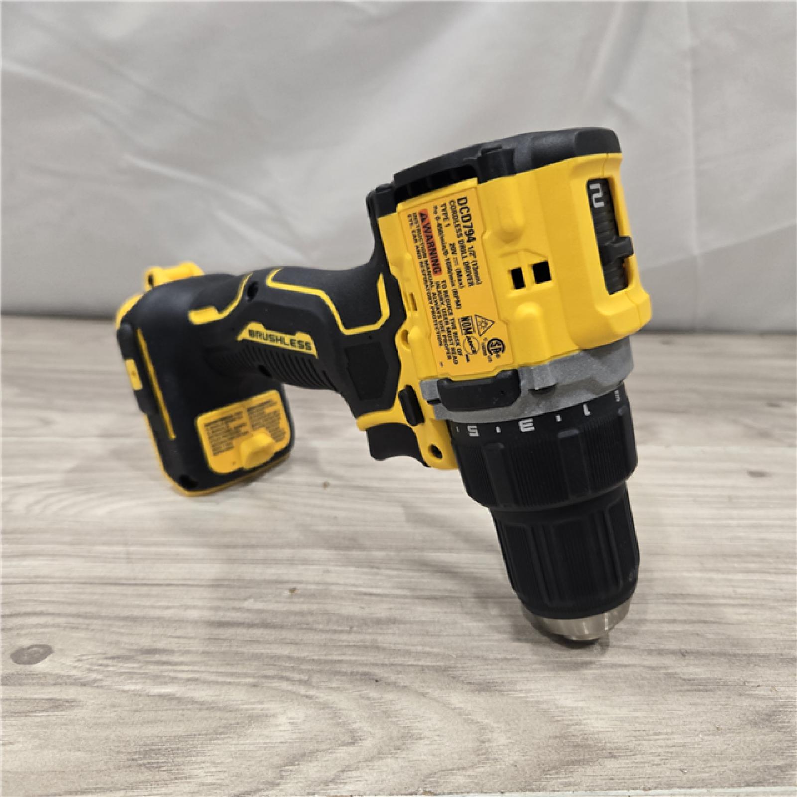 AS-IS DeWalt 20V MAX ATOMIC Cordless 4-Tool Combo Kit