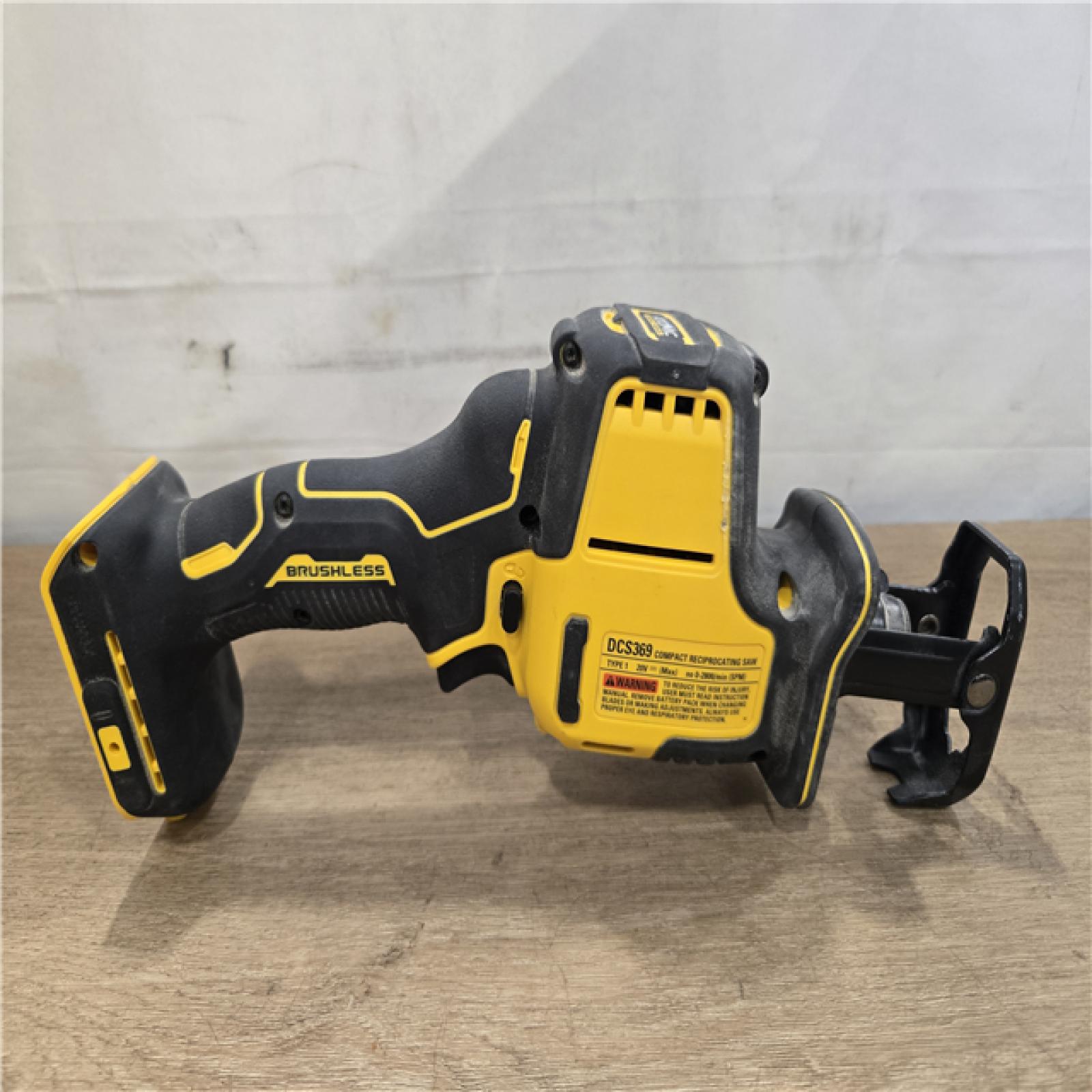 AS-IS DEWALT ATOMIC 20V MAX Cordless Compact Reciprocating Saw (Tool Only)