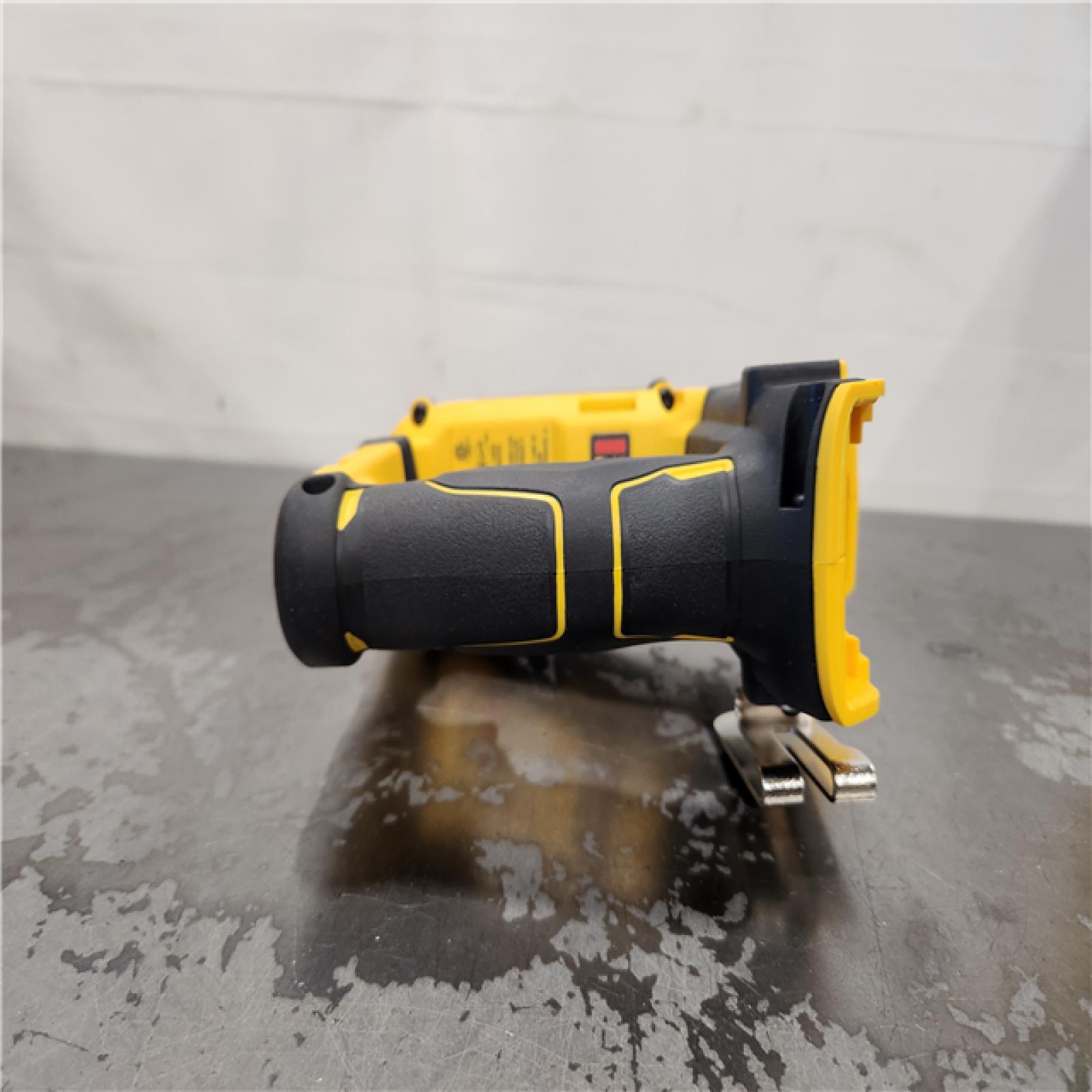 AS-IS- Dewalt DCH172B MAX Atomic 20V 5/8 Inch Brushless Cordless SDS Plus Rotary Hammer (Tool Only)