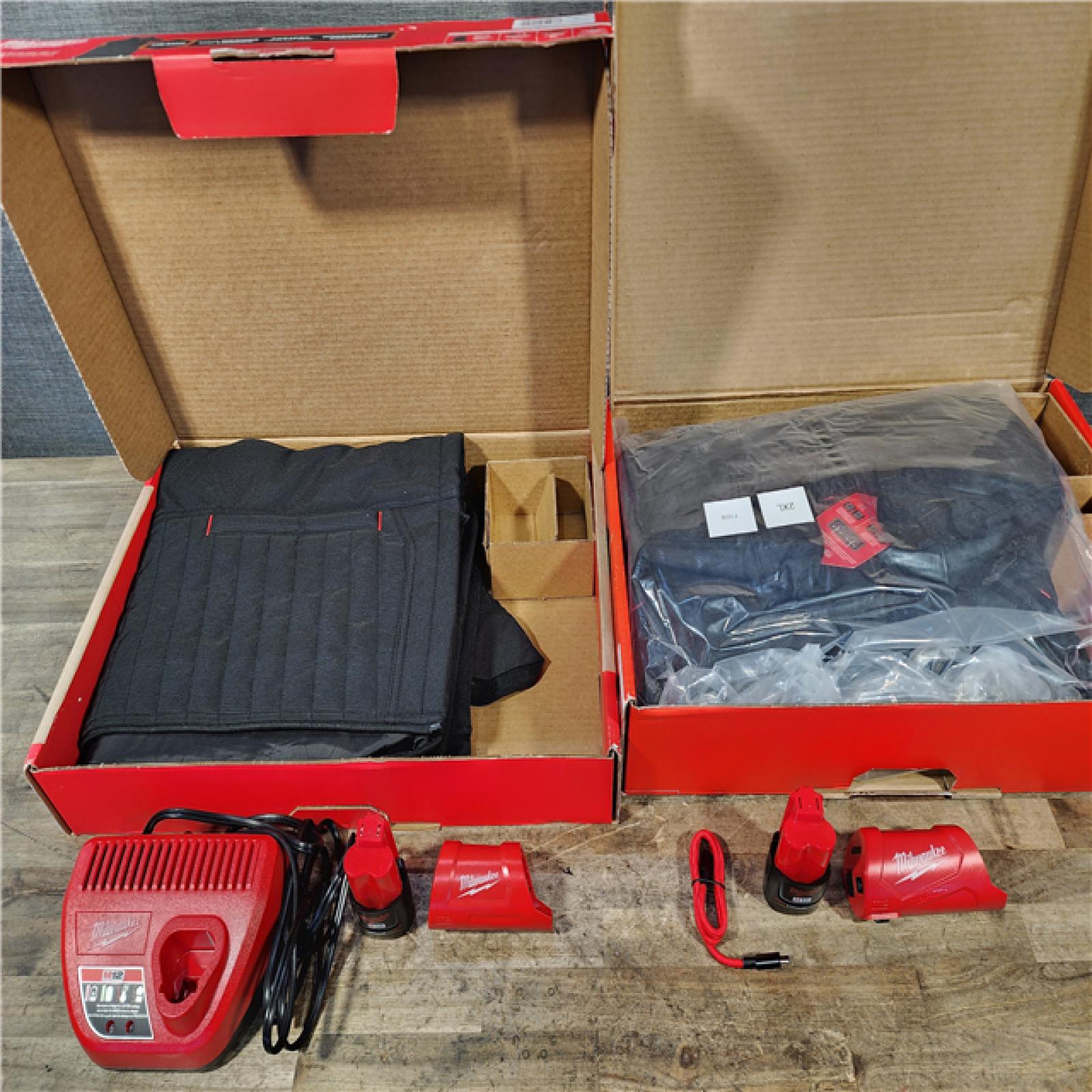 HOUSTON LOCATION - AS-IS MILWAUKEE 2 HEATED CLOTHING COMBO KIT