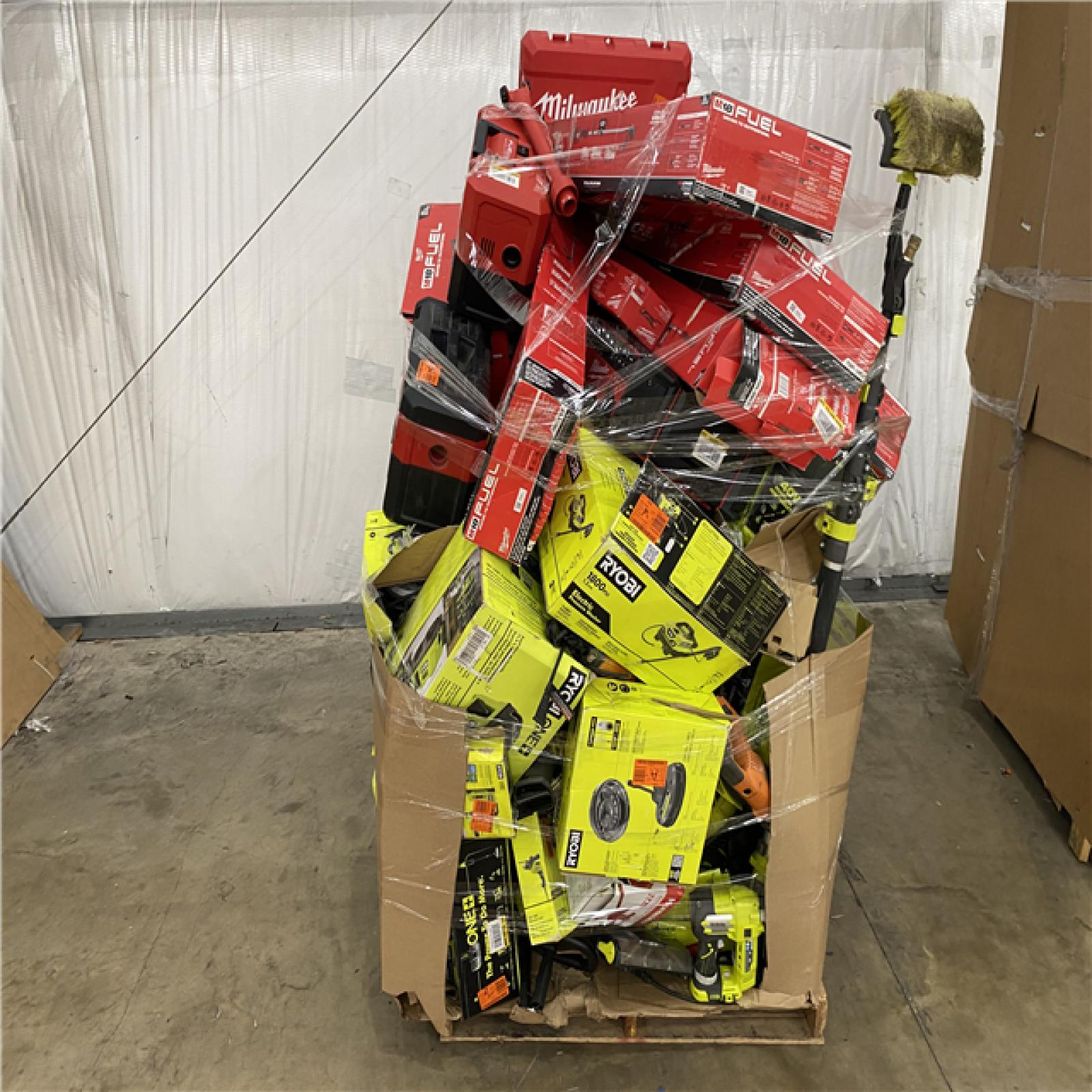 Houston Location AS IS - Tool Pallet