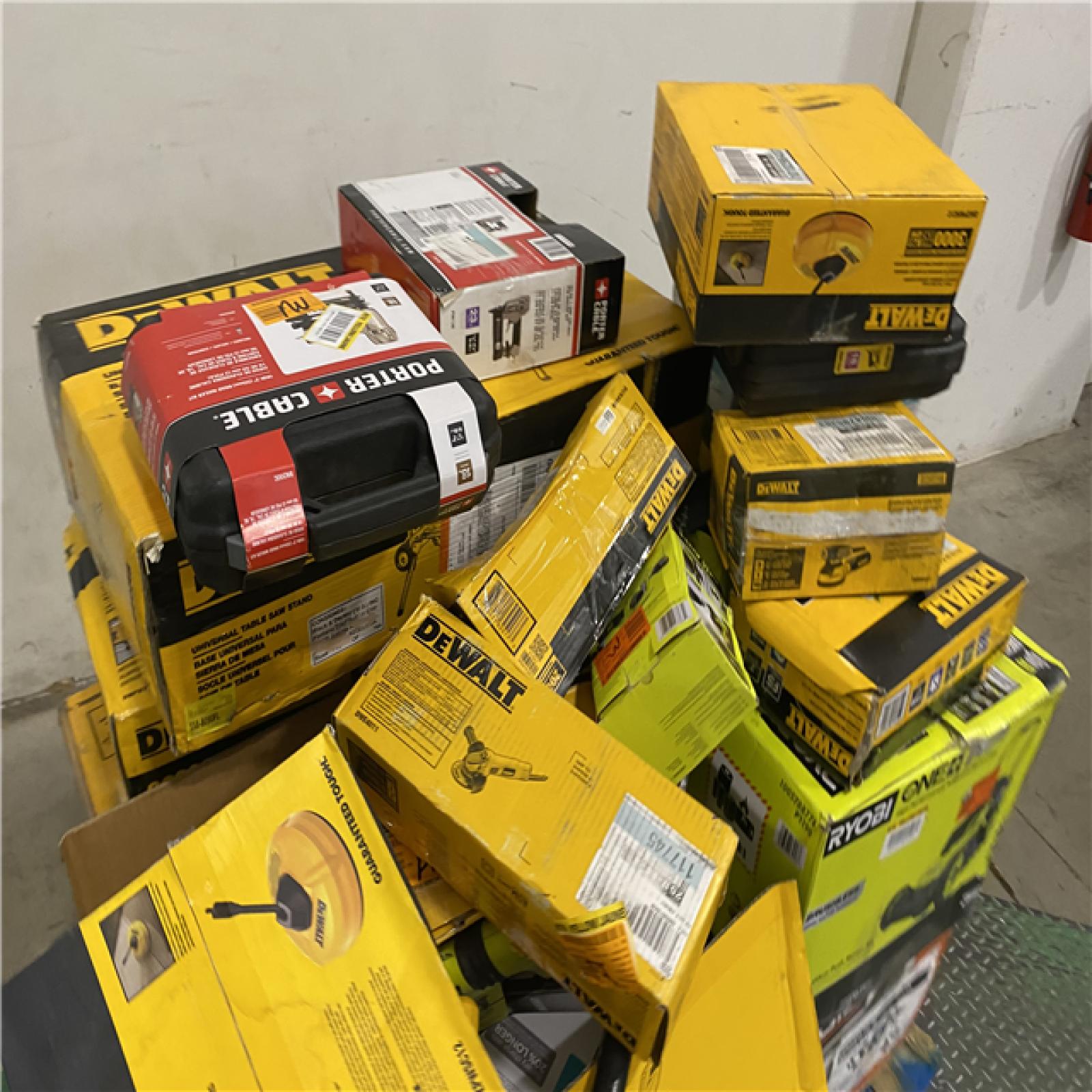 Dallas Location - As-Is Tool Pallet