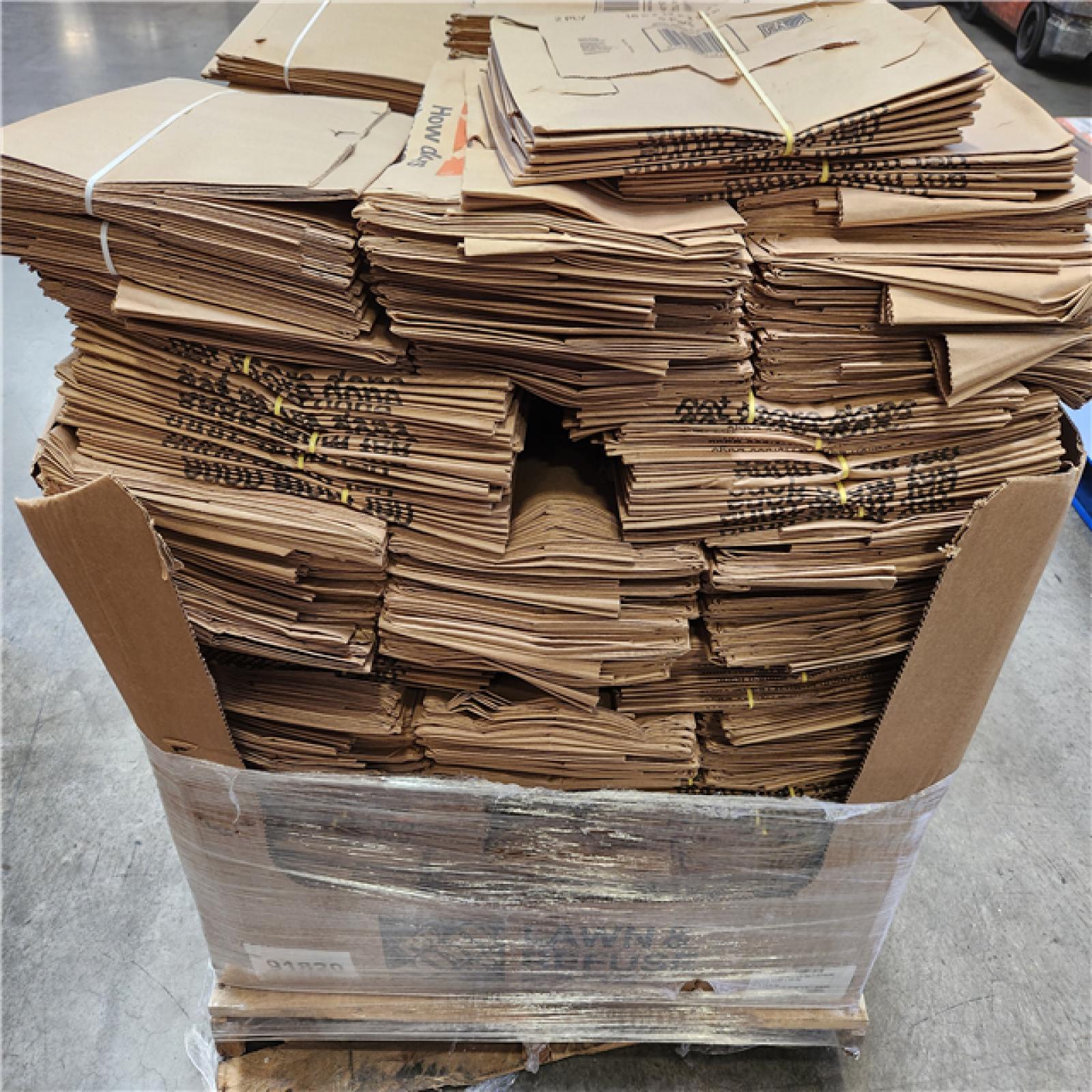 Phoenix The Home Depot 30 Gal. Paper Lawn and Leaf Bags (2 000 Count)