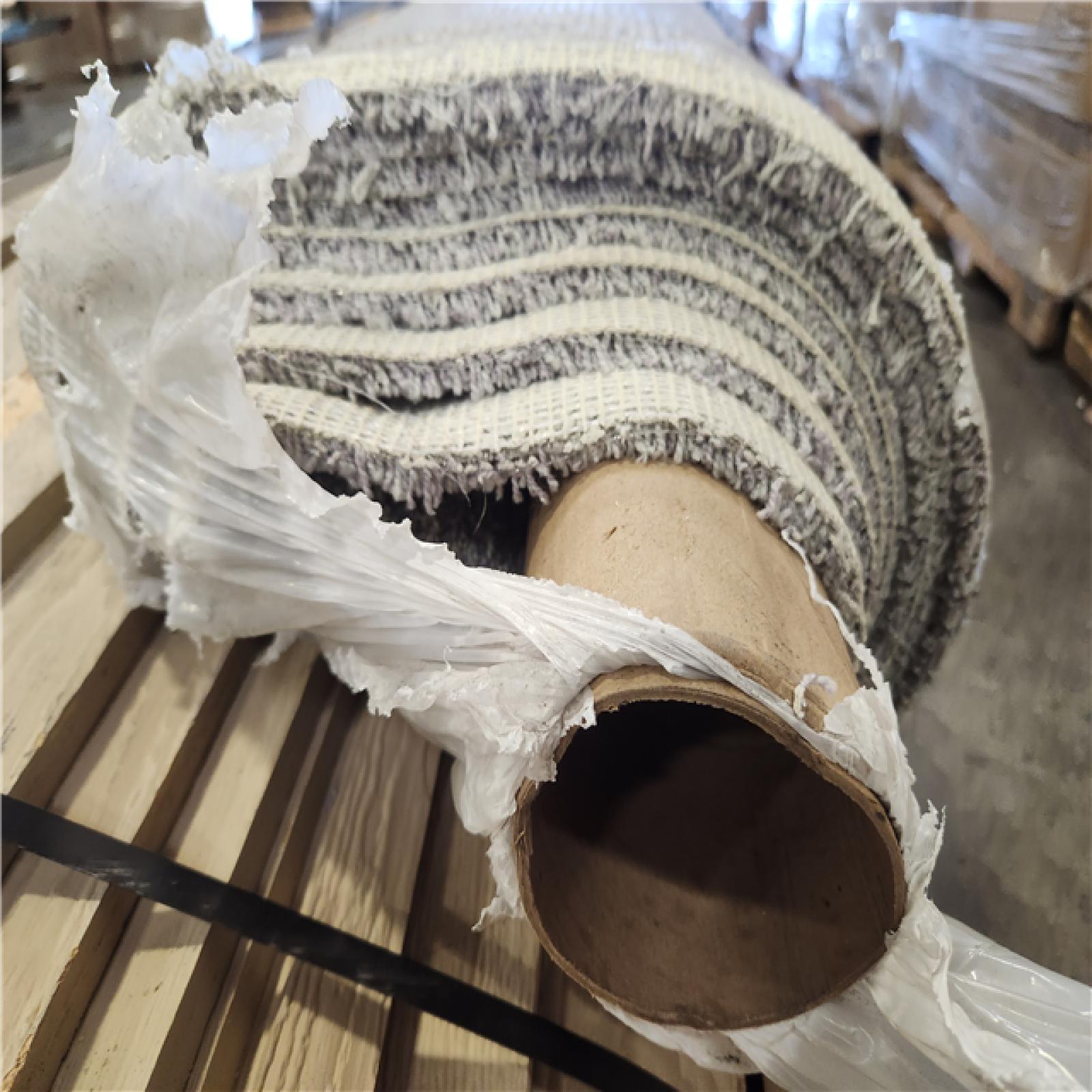 Phoenix Location Pallet of LP Smart Siode Trim Pieces