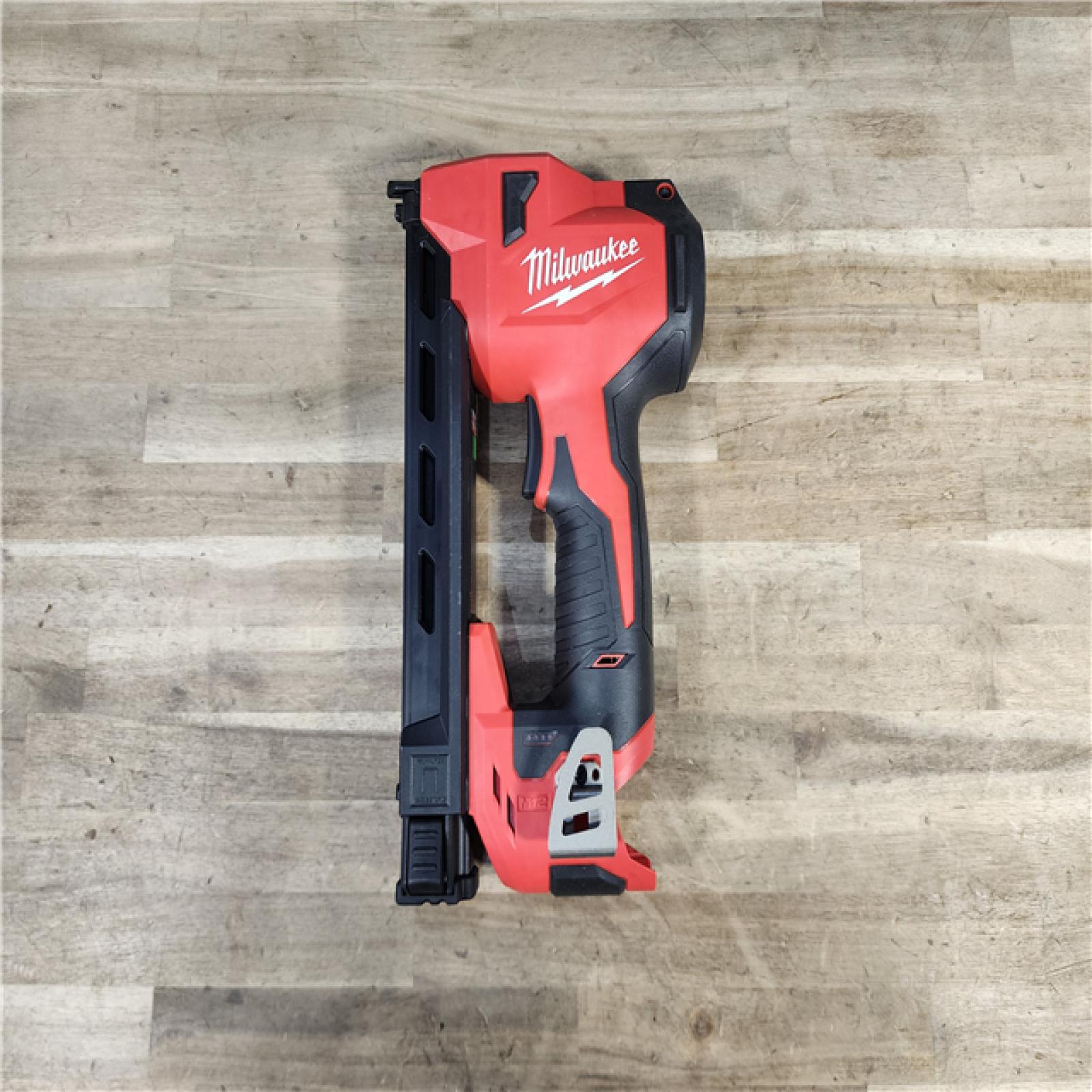 HOUSTON LOCATION - AS-IS (APPEARS LIKE NEW) Milwaukee M12 Cable Stapler (TOOL ONLY)