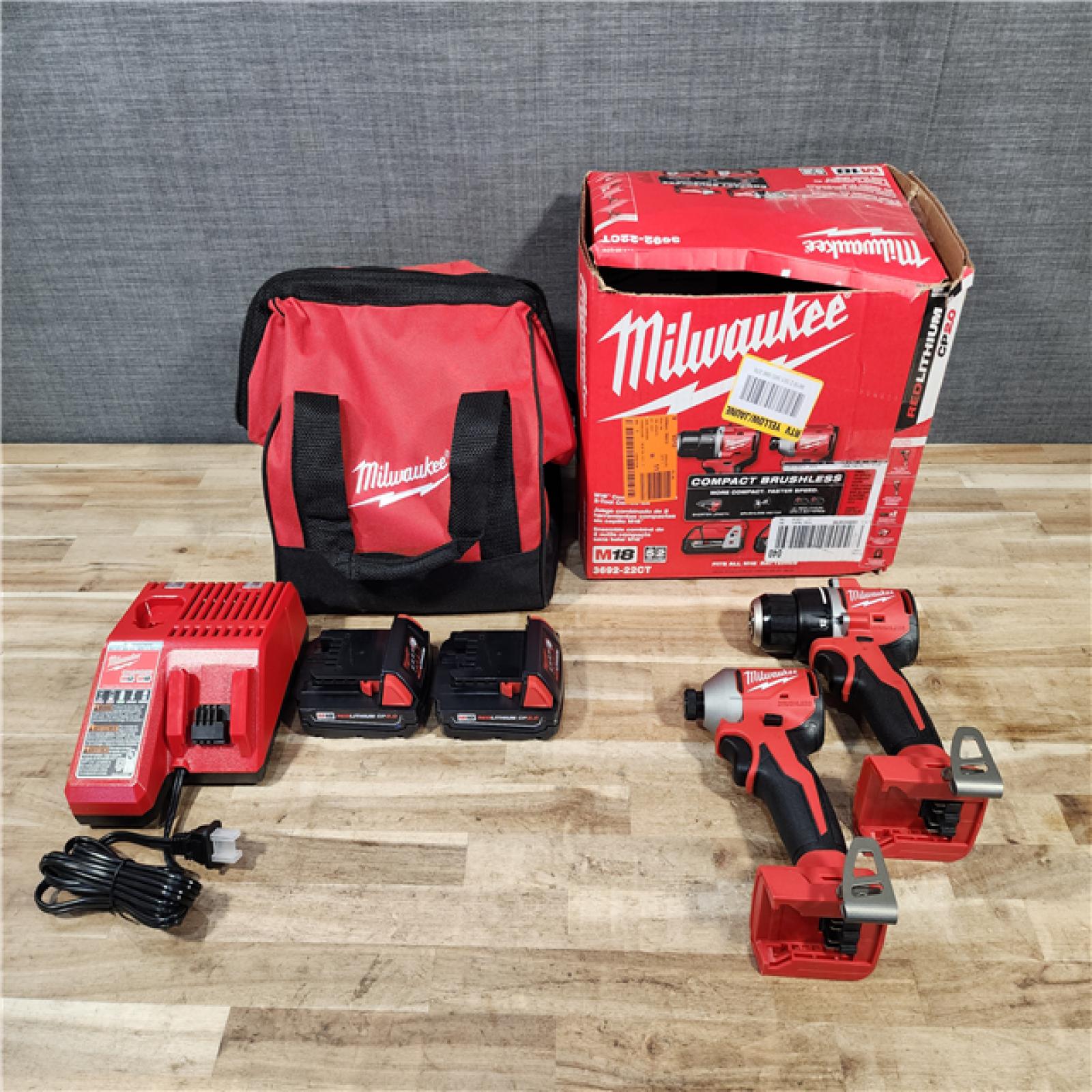 HOUSTON LOCATION - AS-IS Milwaukee  18V Lithium-Ion Brushless Cordless Compact Drill/Impact Combo Kit