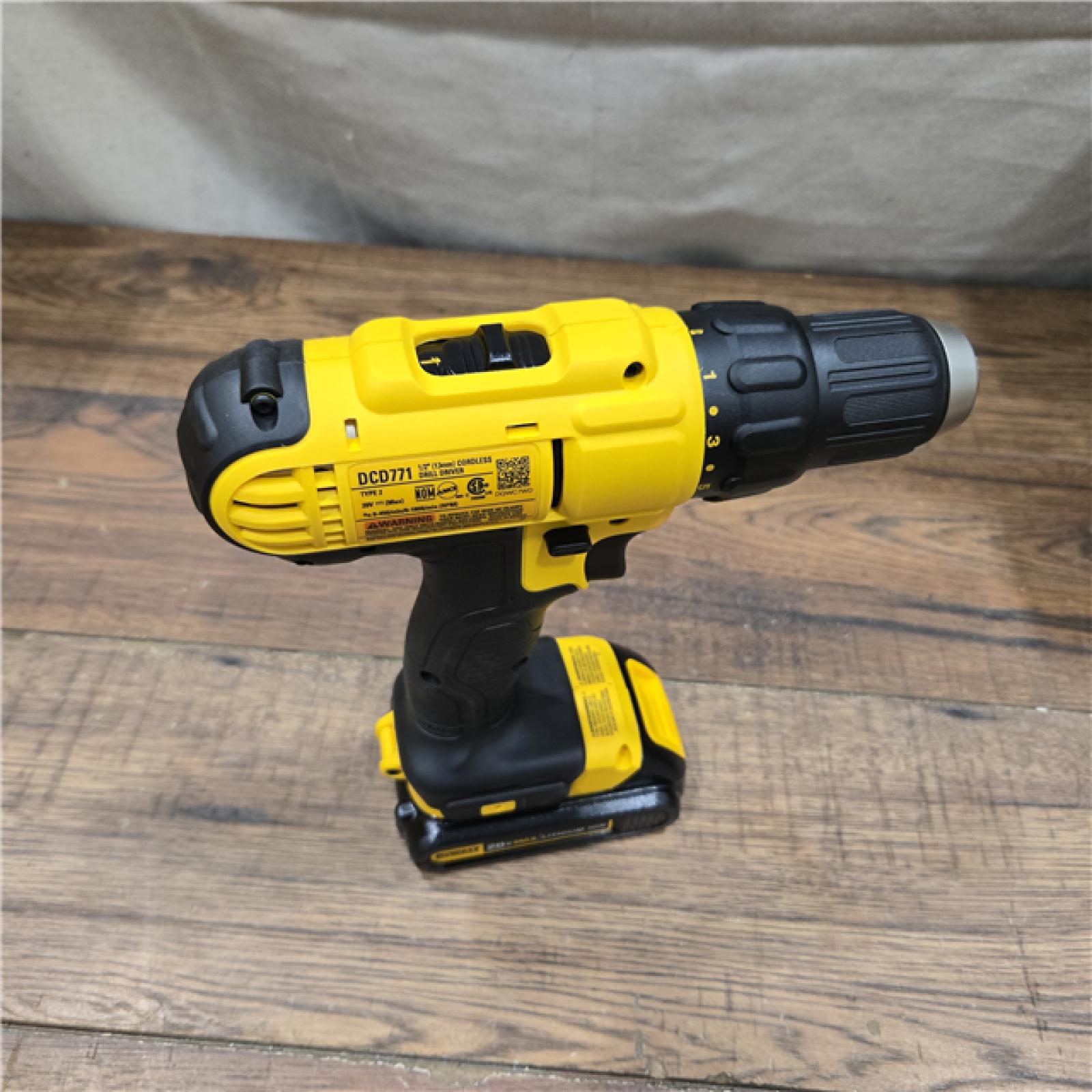AS-IS DEWALT 20V MAX Cordless 1/2 in. Drill/Driver, (2) 20V 1.3Ah Batteries, Charger and Bag