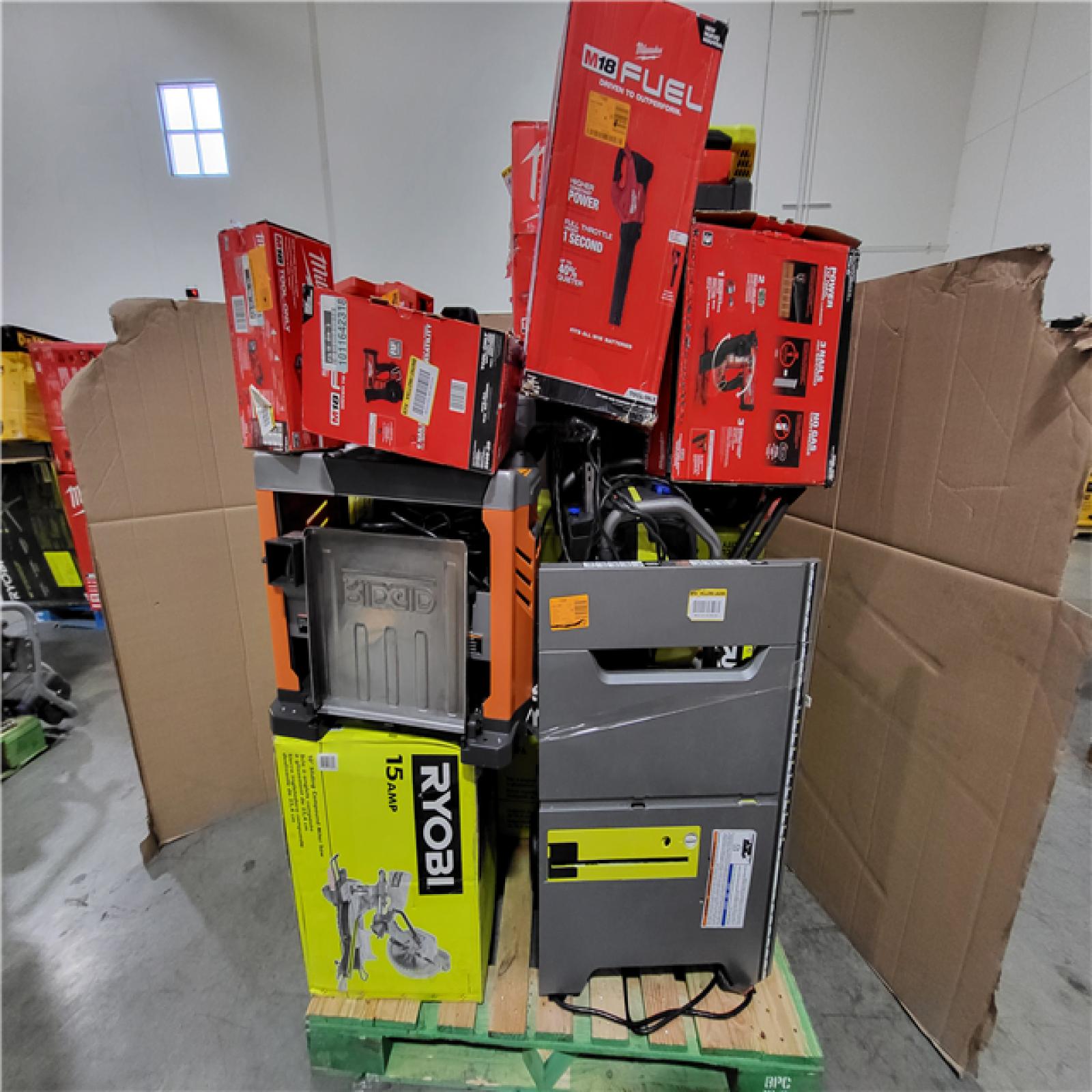 PHOENIX AS-IS TOOL PALLET