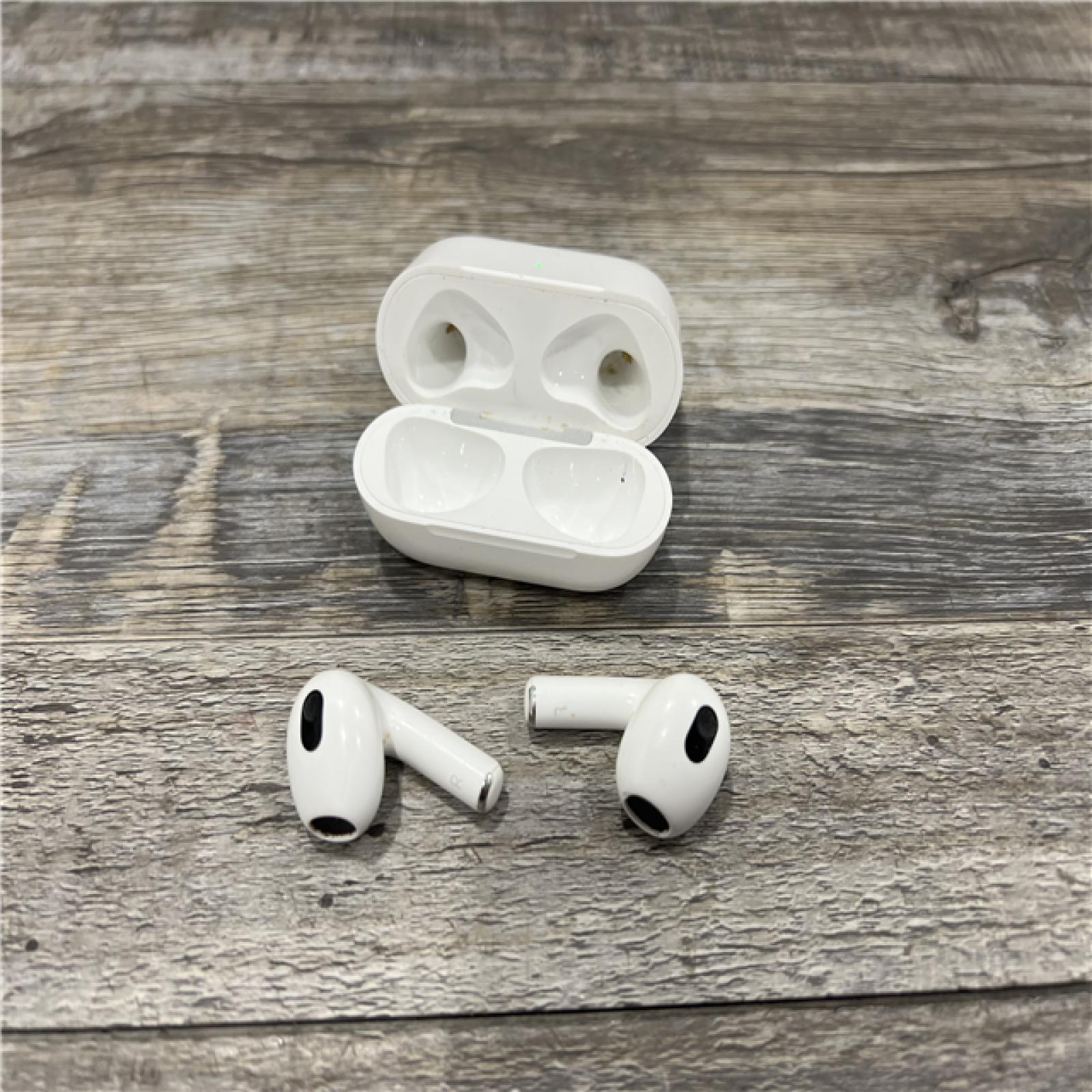 AS-IS AirPods (3rd Generation) with Lightning Charging Case