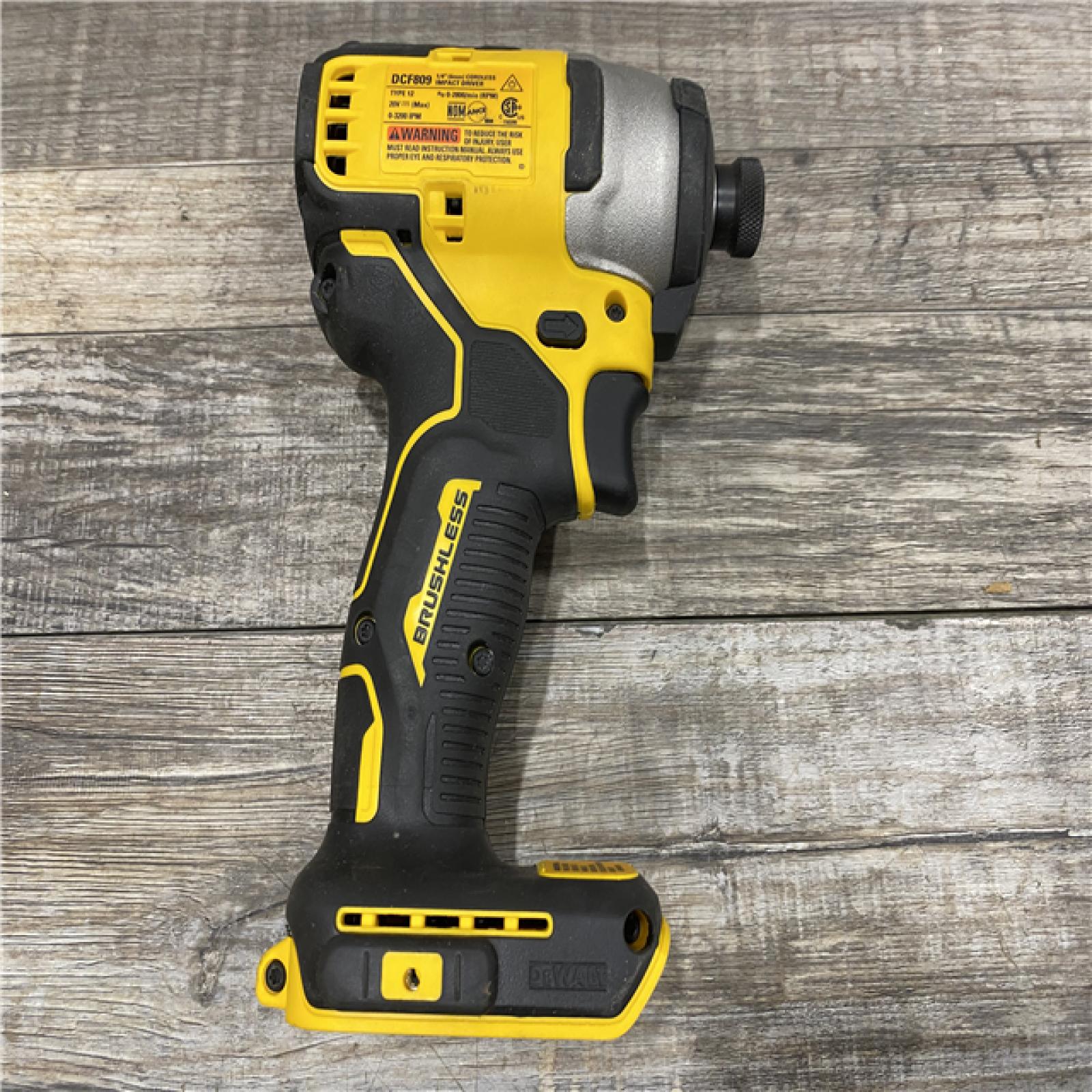 AS-IS DEWALT Atomic 20V Max Lithium-Ion Brushless Cordless Compact 1/4 in. Impact Driver Kit