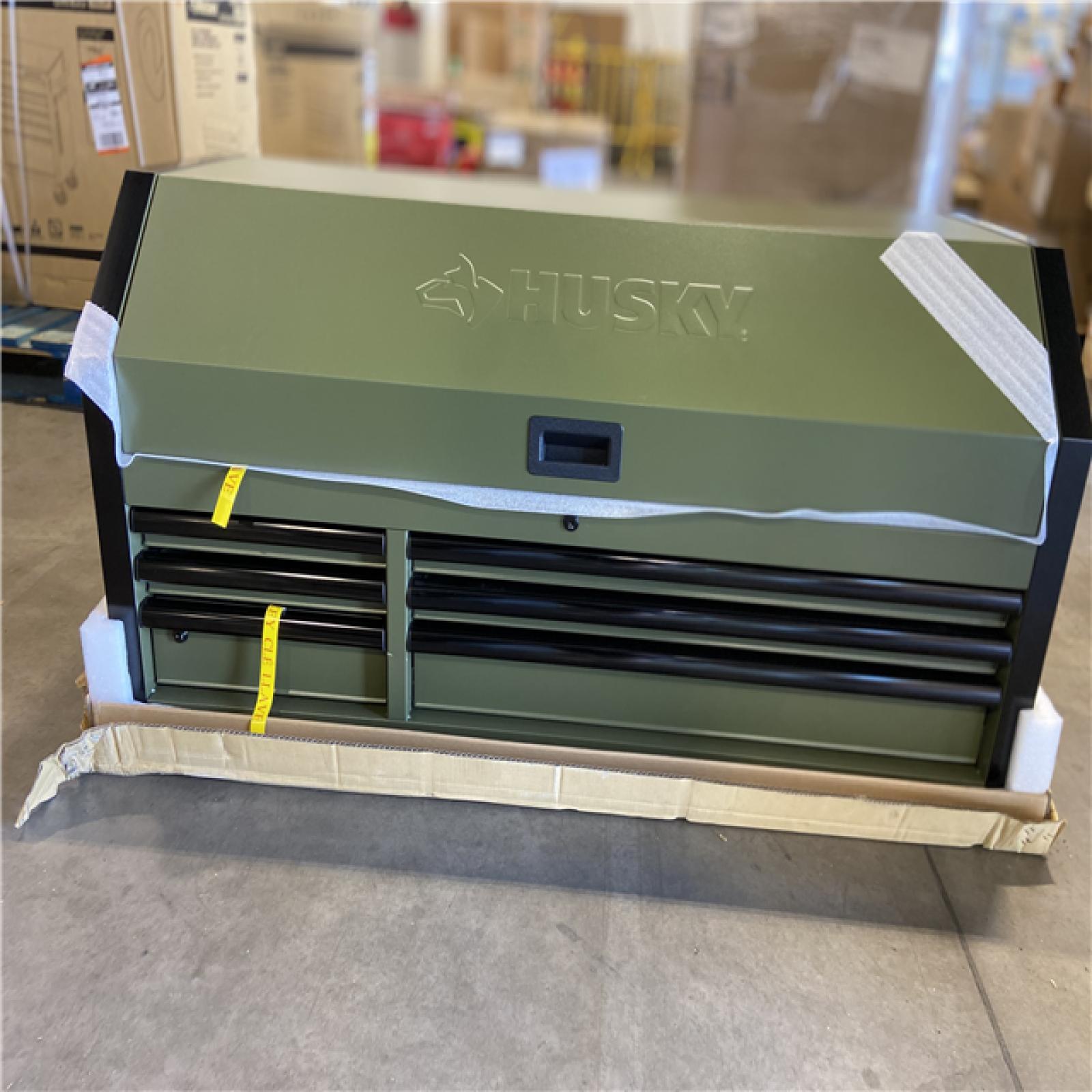 DALLAS LOCATION - Husky Heavy Duty 52 in. W 6-Drawer Matte Army Green Top Tool Chest