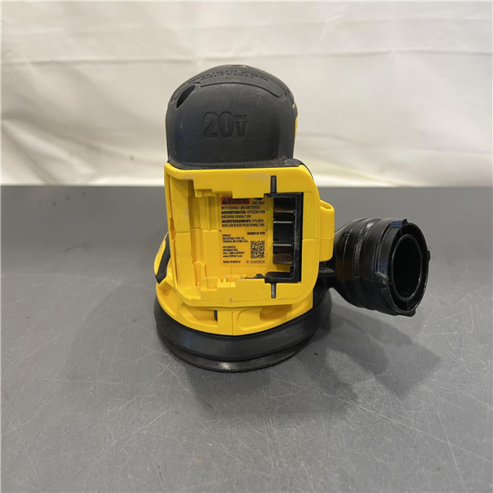 AS-IS - DEWALT 20V MAX XR Cordless Brushless 5 in. Random Orbital Sander