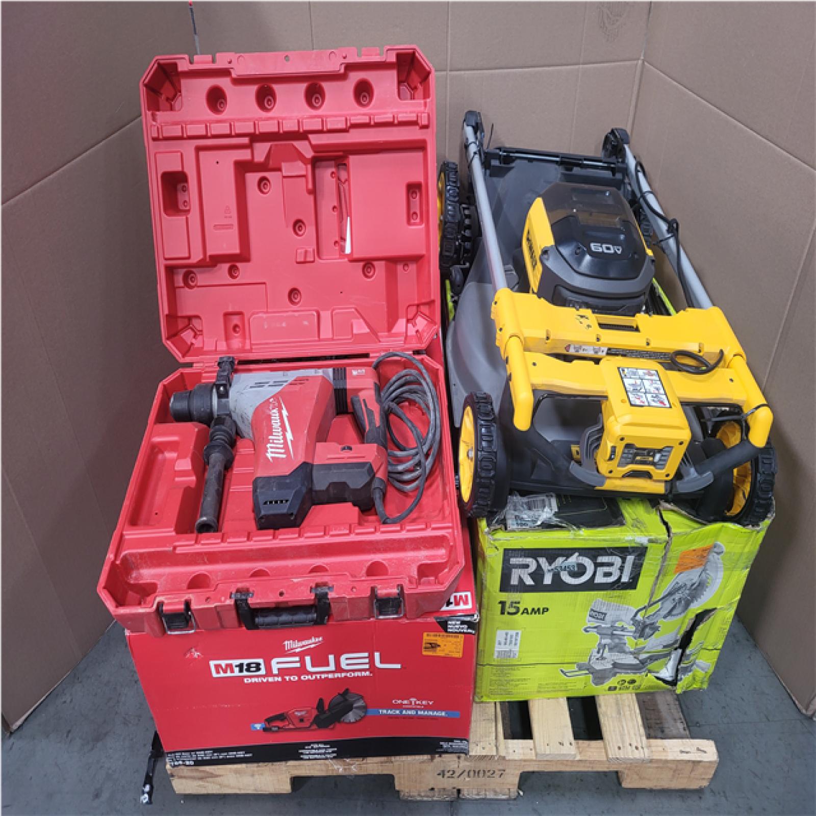 PHOENIX AS-IS TOOL PALLET