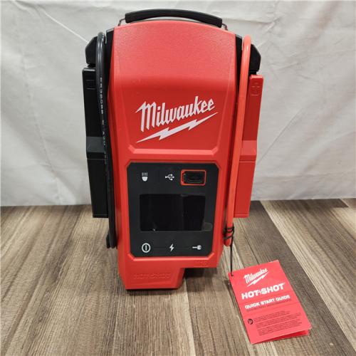 AS-IS- Milwaukee M18 18V Lithium-Ion Cordless 2000 Peak Amp HOTSHOT Jump Starter (Tool-Only)