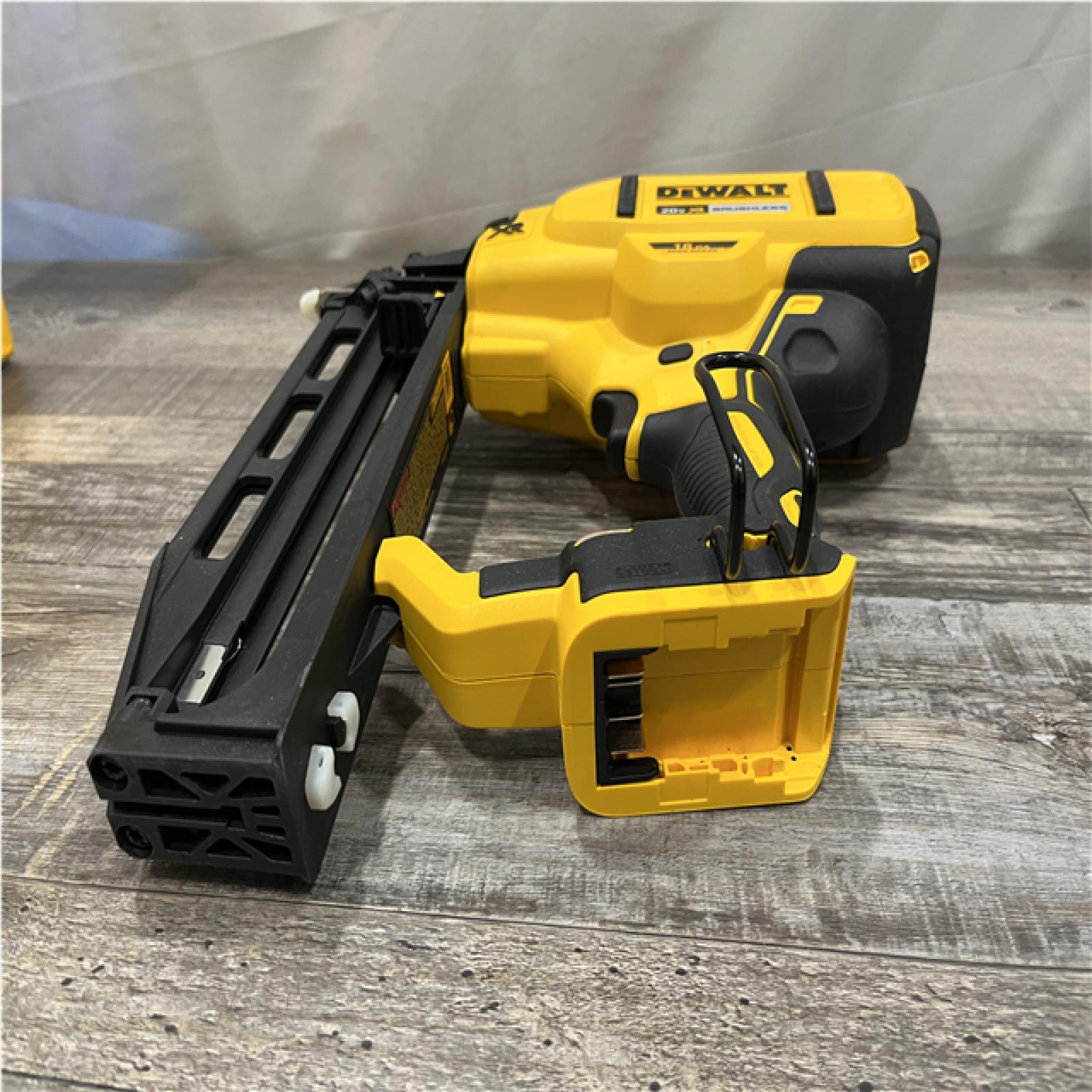 AS-IS DEWALT 20V MAX XR 16-Gauge Lithium-Ion Cordless Finish Nailer (Tool Only)