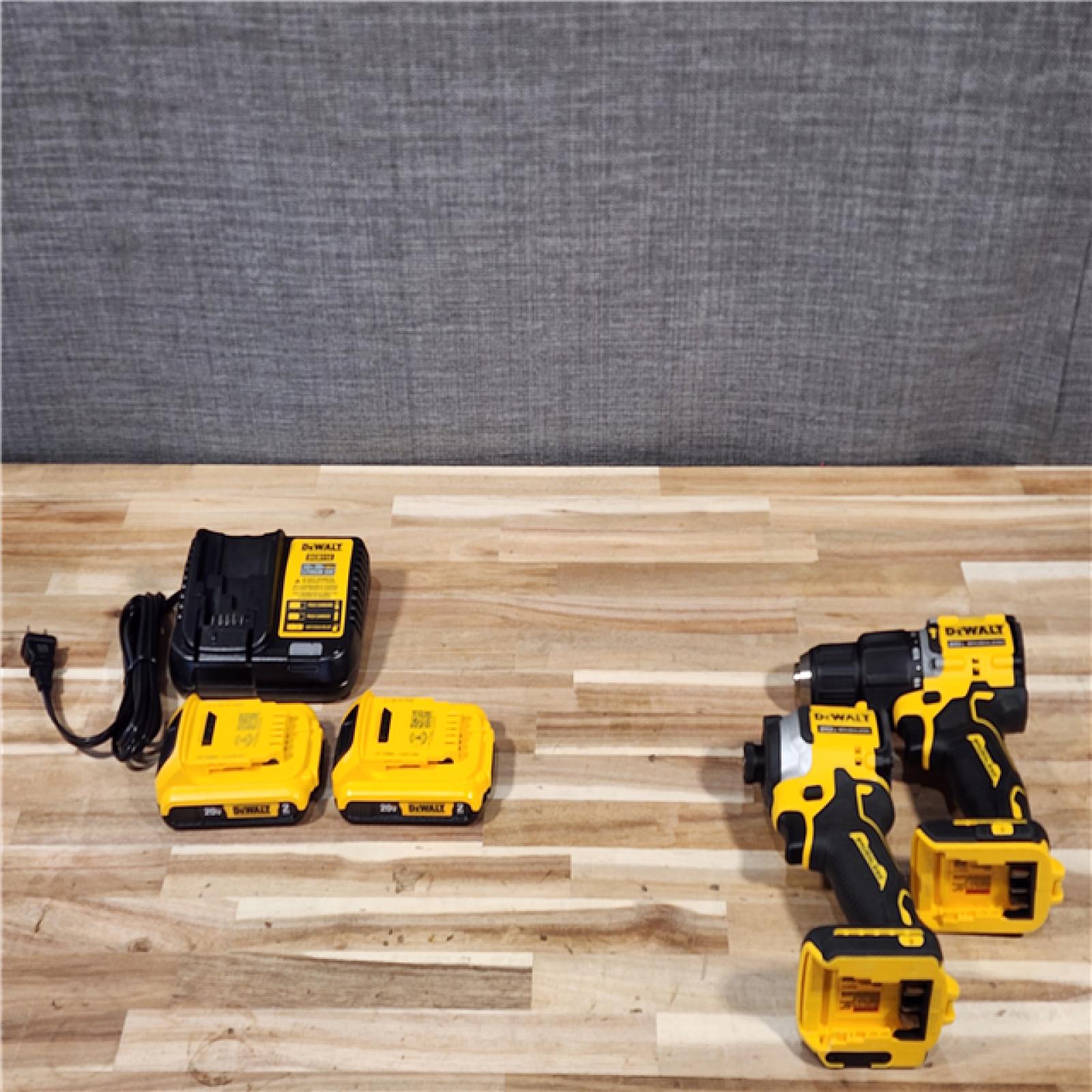 HOUSTON LOCATION - AS-IS DEWALT 2 TOOL COMBO KIT W/ (2) BATTERY & CHARGER