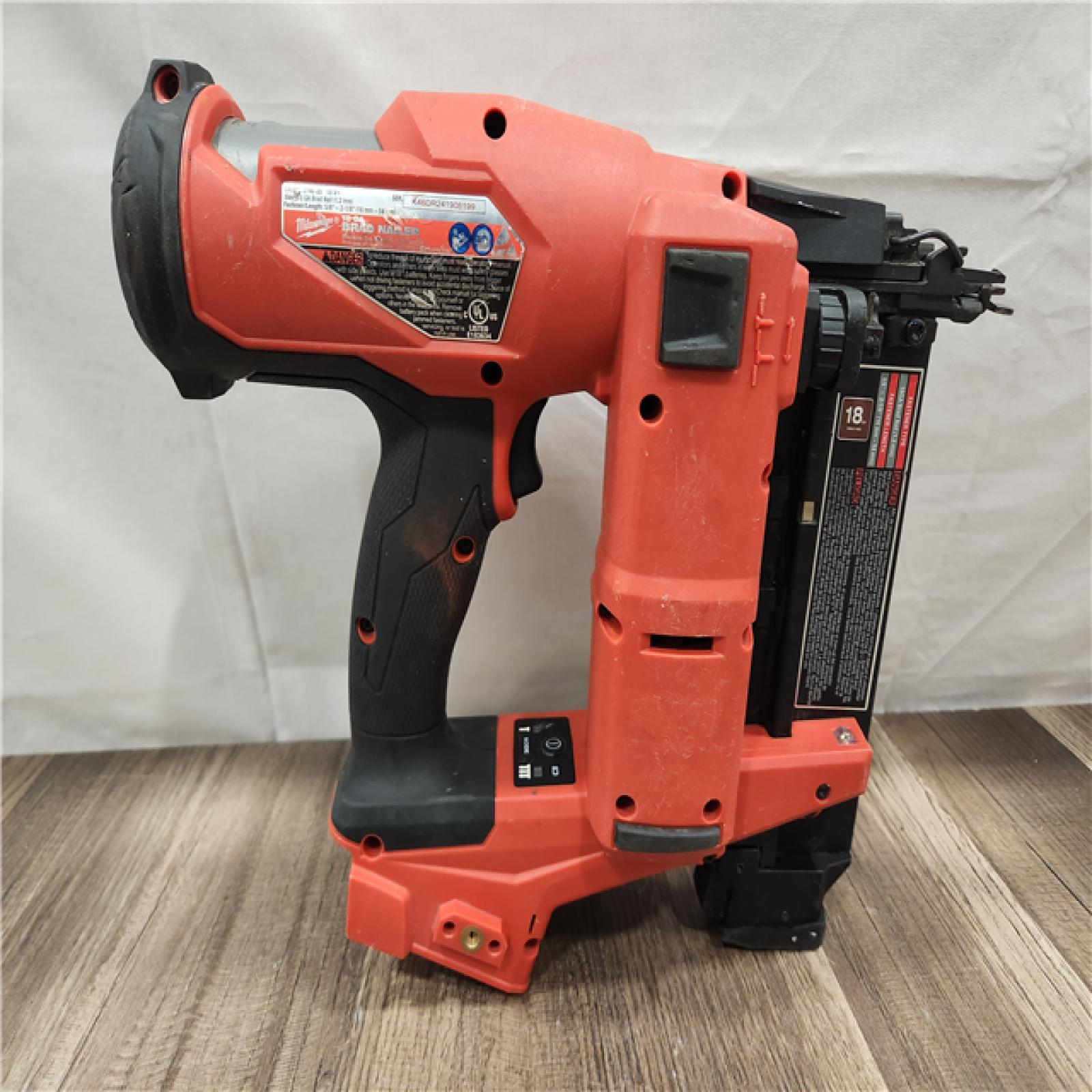 AS-IS- Milwaukee M18 FUEL 18 Gauge Brad Nailer (TOOL ONLY)