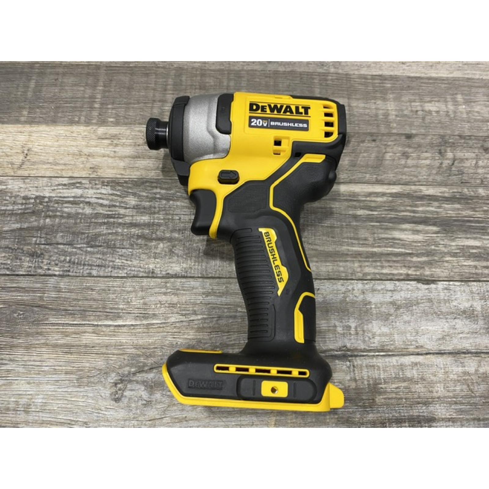 AS-IS DEWALT Atomic 20V Max Lithium-Ion Brushless Cordless Compact 1/4 in. Impact Driver Kit