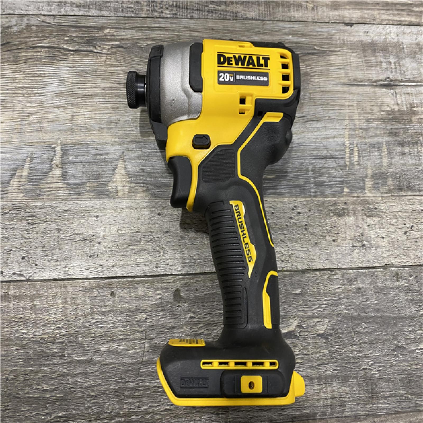 AS-IS DEWALT Atomic 20V Max Lithium-Ion Brushless Cordless Compact 1/4 in. Impact Driver Kit