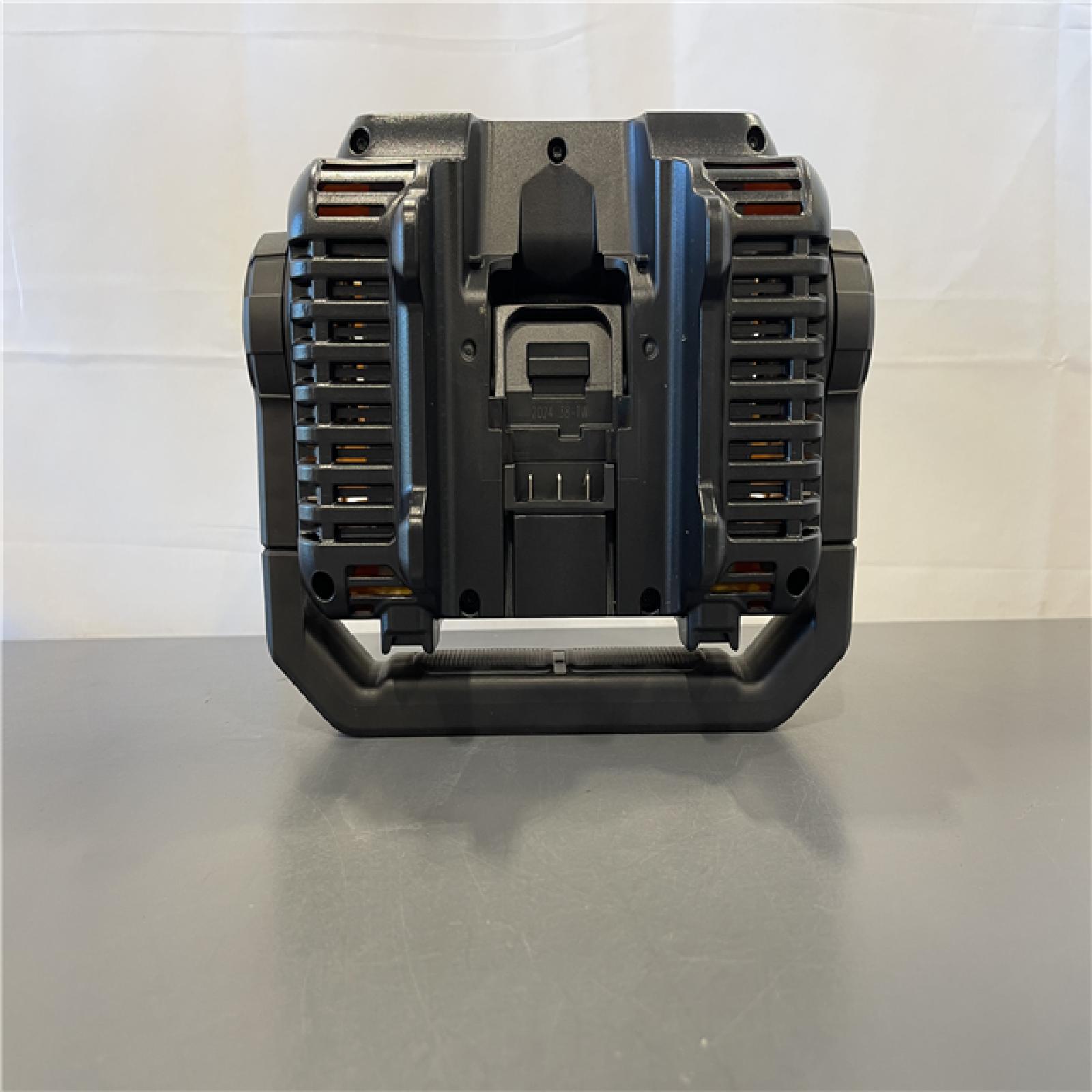 Like New! - DeWalt 20-Volt MAX Compact Task Light (Tool Only)