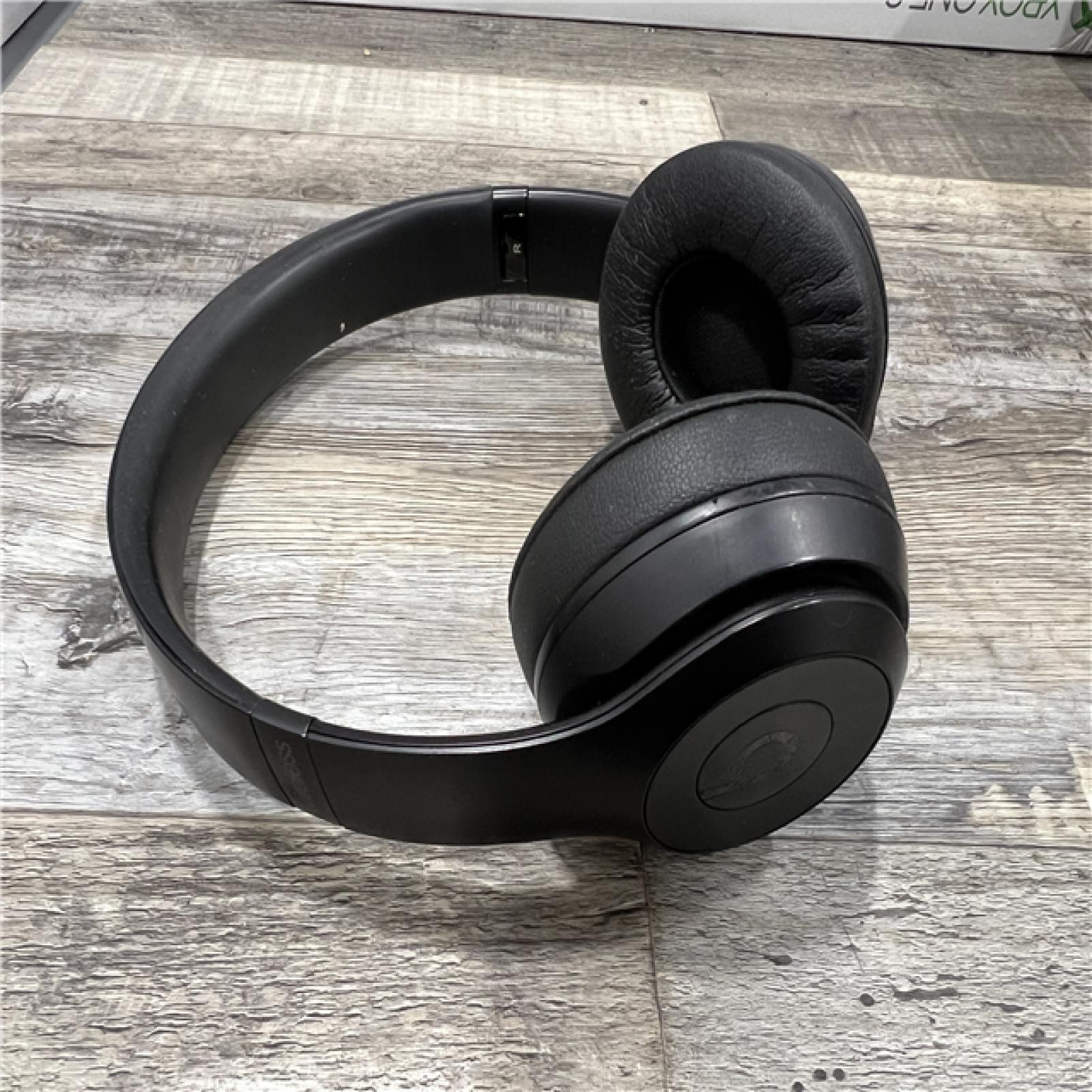 AS-IS Beats Solo3 Wireless On-Ear Headphones - Black Matte