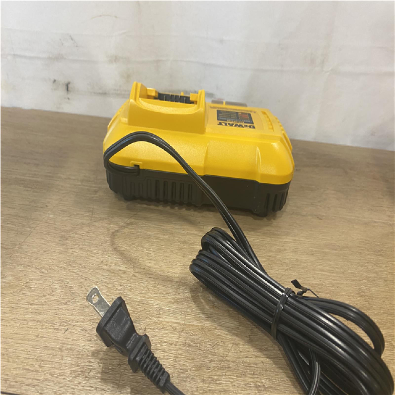 AS-IS DeWalt 20V Max Fan-Cooled Fast Charger DCB118