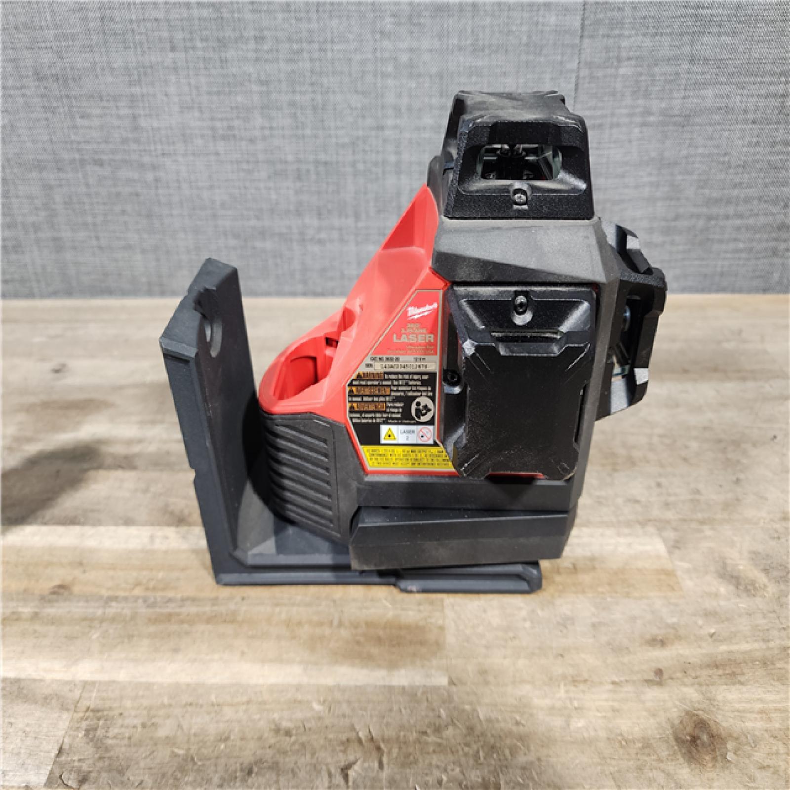 HOUSTON LOCATION - AS-IS Milwaukee-3632-21 M12 Green Beam Laser 360° 3-Plane Kit