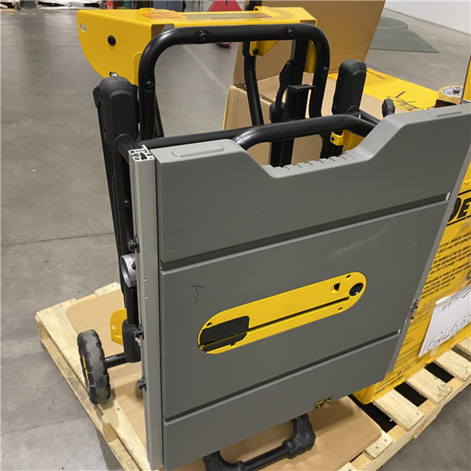 As-Is- DEWALT 10 in. 15 Amp 120V Site-Pro Compact Jobsite Table Saw